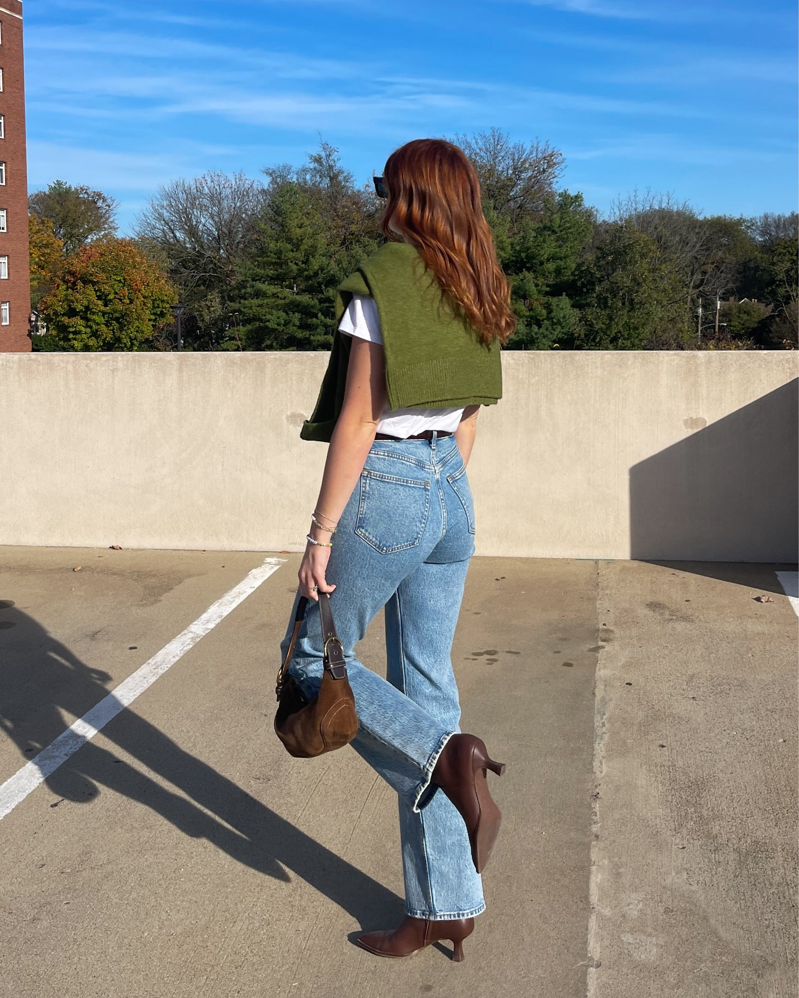 Tee: size small
Sweater: medium (for oversized fit) 
Jeans: 26 tall 
Belt: small 
Boots: 7.5 (run true to size) 

#LTKWorkwear #LTKStyleTip #LTKSaleAlert