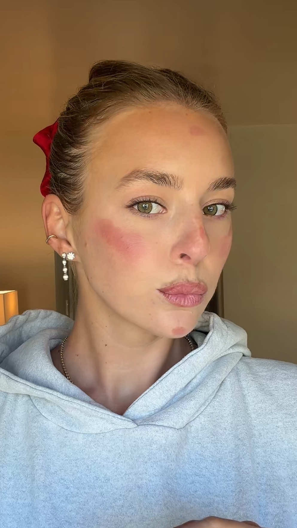 @Merit bespoke might be my new fav shade 🤌🏼🤌🏼🤌🏼