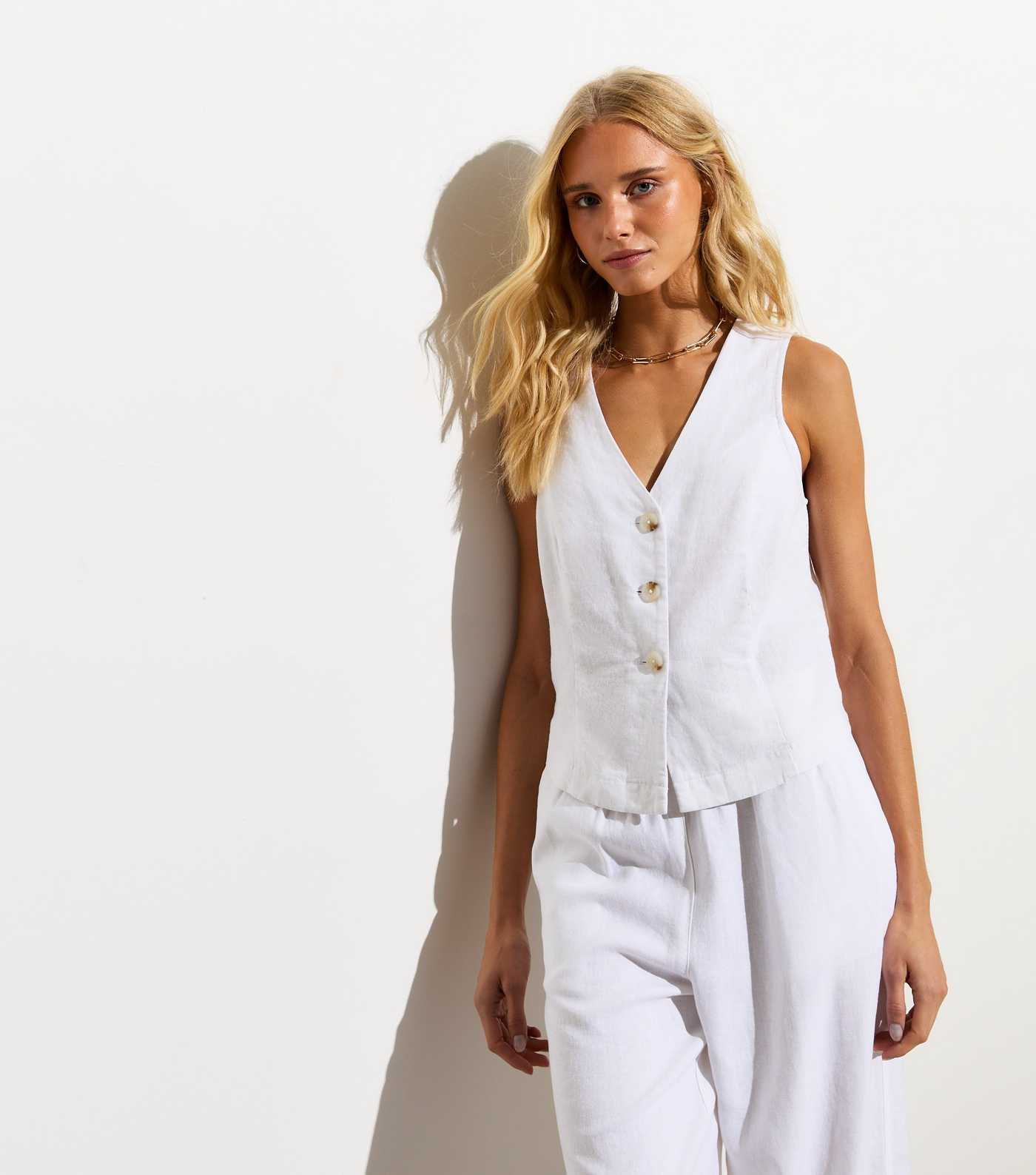Off-White Linen-Blend Button Through V Neck Top | New Look | New Look (UK)