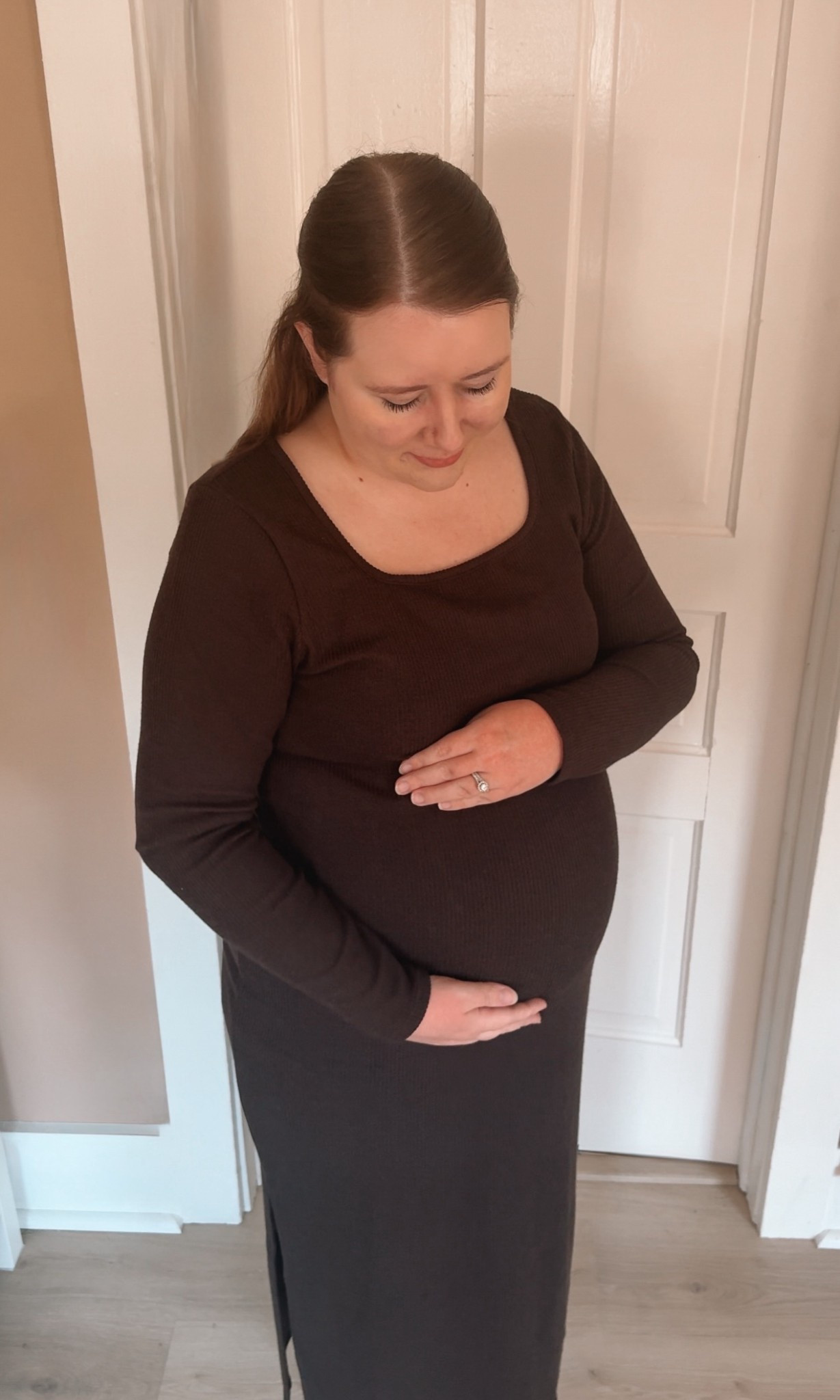 This bump-friendly dress is everything I want right now when transitioning to fall weather. Super flattering, easy to dress up or down and fits true to size🤎#LTKMaternity #LTKBump #LTKMom

#LTKBump #LTKSeasonal #LTKStyleTip