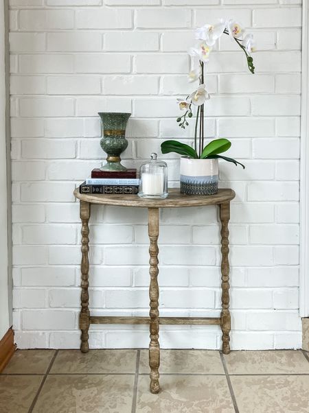 DIY weathered wood pottery barn furniture finish with just 2 products
Side table
Antique wax
Chalk paint 
Alabaster 

#LTKunder50 #LTKstyletip #LTKhome