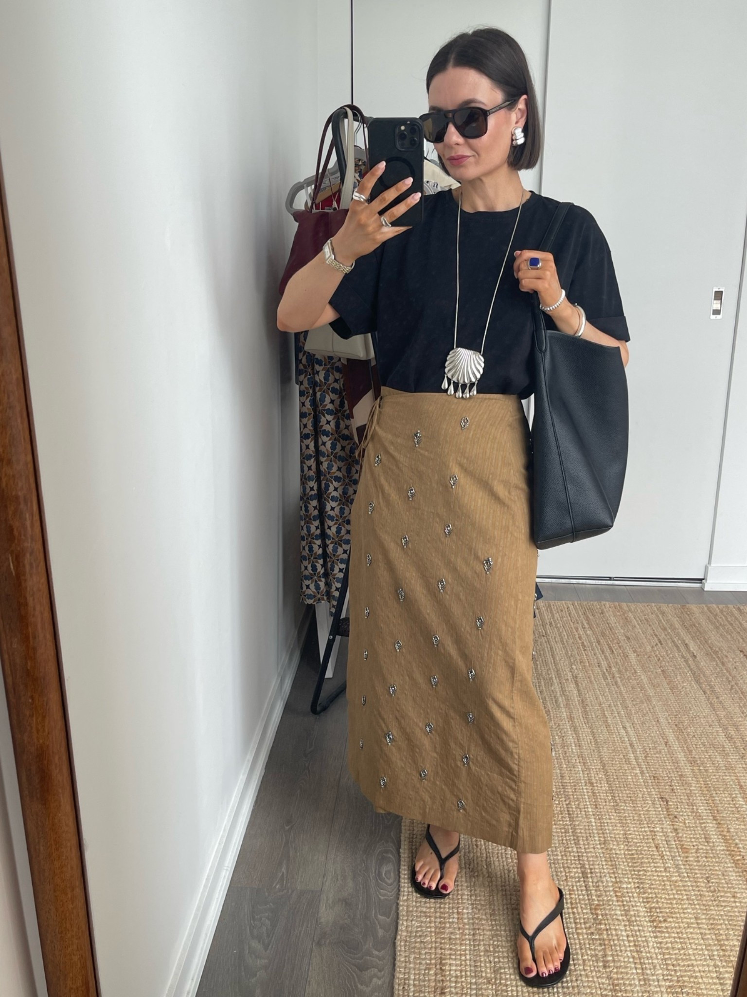This skirt has been the hero in my wardrobe the last few weeks!

#LTKcanada #LTKsummer #LTKworkwear