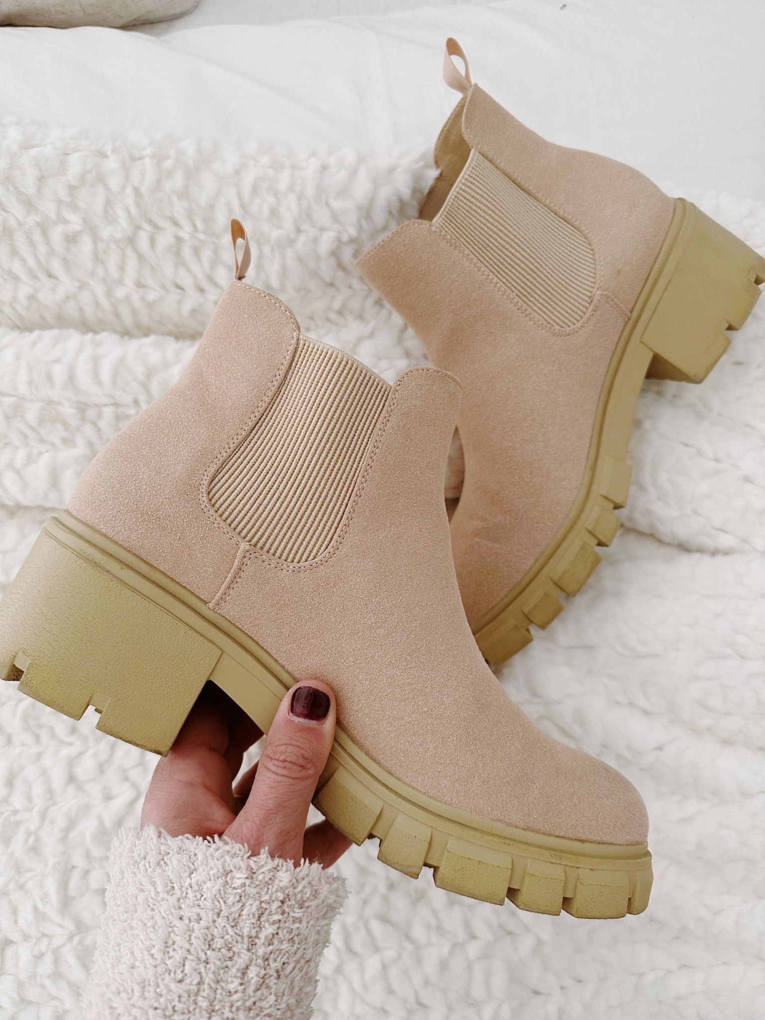 My favorite boots from amazon, they go with any kind of outfit!!

#LTKstyletip #LTKGiftGuide #LTKSeasonal