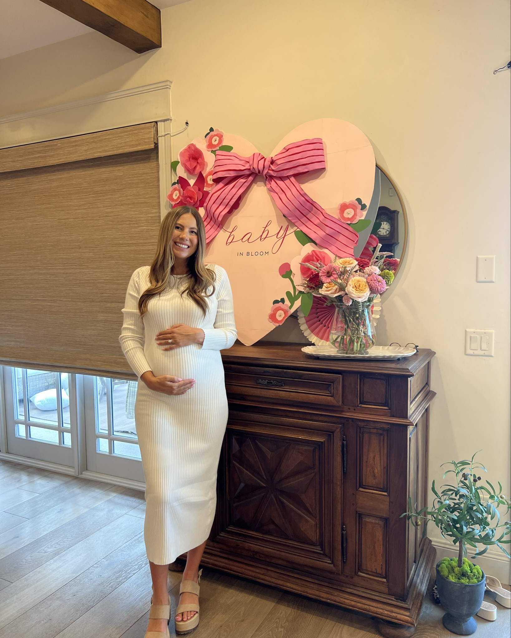 Baby shower dress 🎀 #babyshower #bumpfriendly #maternity 