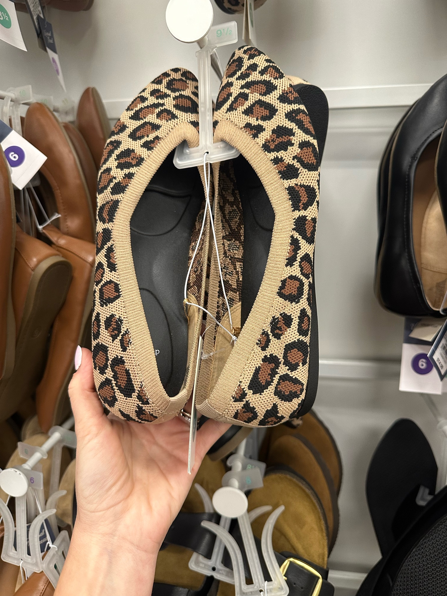 Knit Washable Ballet Flats

#LTKStyleTip #LTKSeasonal #LTKShoeCrush