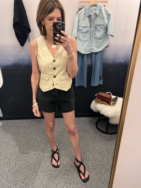 Sharing some new arrivals from Evereve that I am currently loving. 

Evereve new arrivals, Agolde denim shorts, pinstripe vest, spring shorts outfit, chic shorts outfit



#LTKstyletip #LTKover40