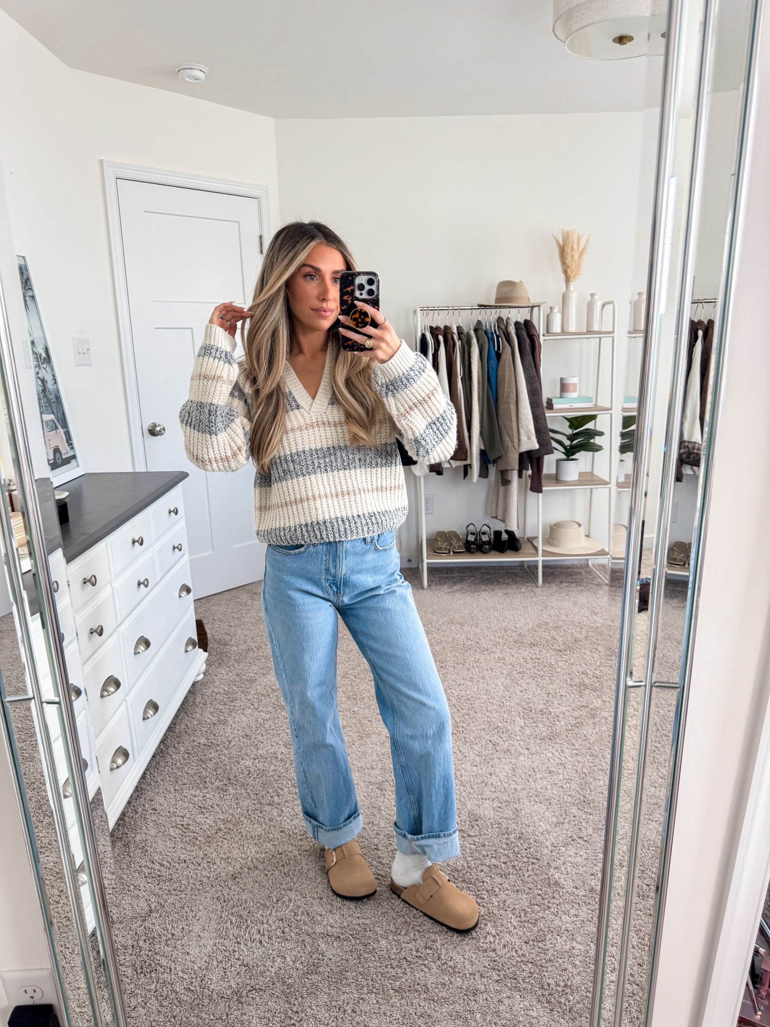 Cozy and casual outfit for the holidays 
+ target sweater: medium 
+ jeans: 24 short 
+ clogs: true to size 

Target style
Target fashion 
Casual outfit Holiday shopping
Casual style
What to wear 
Mom style
Simple outfit 
Abercrombie jeans 

#LTKFindsUnder50 #LTKootd #LTKFindsUnder100