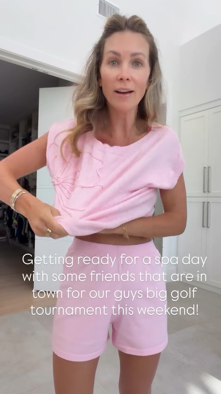 Getting ready for a spa day with some friends that are in town for our guys big golf tournament this weekend!