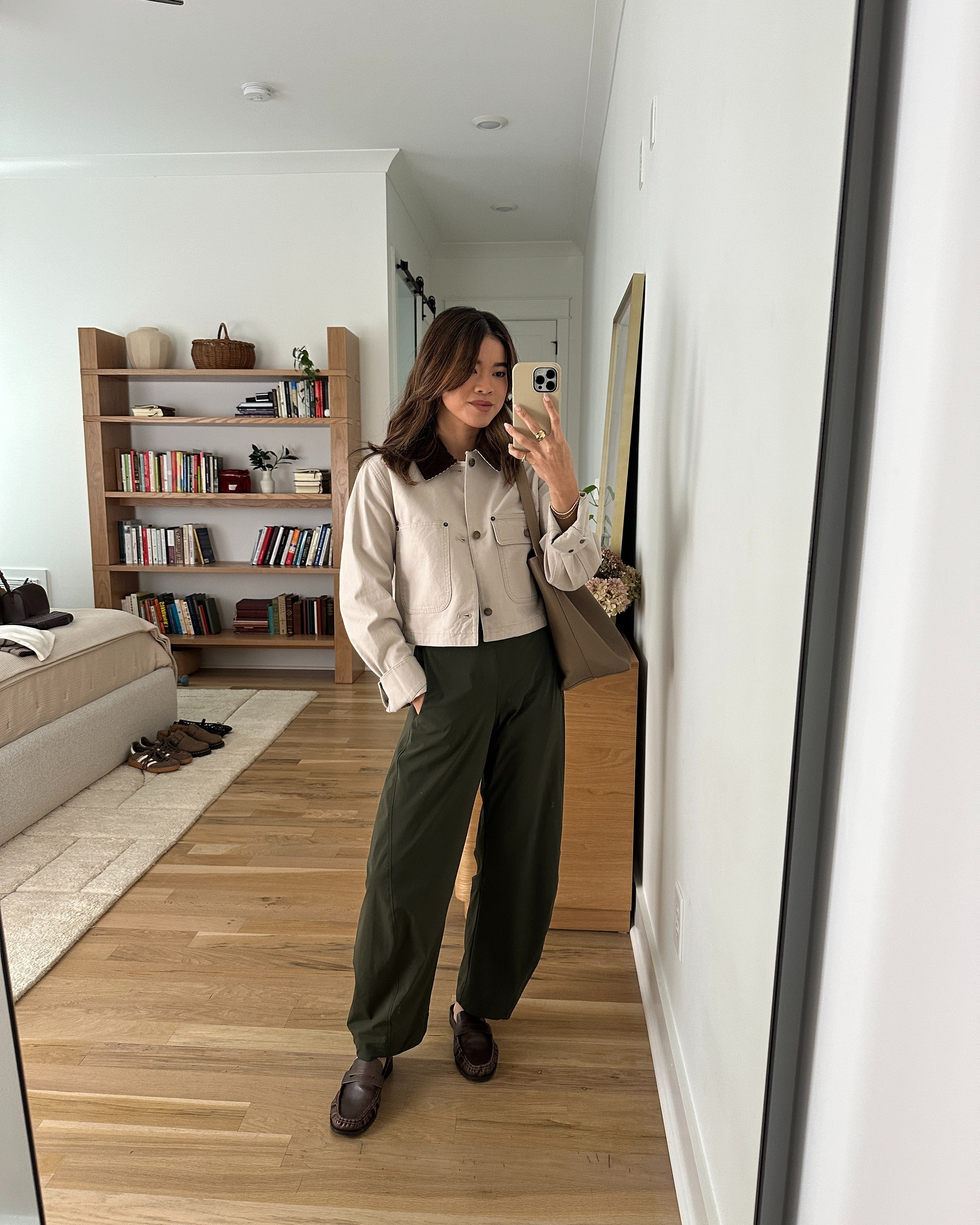 This cropped jacket from @Aritzia is perfect for petite sizes! 

Sizing info: 
-Ruti The On The Loose Work Pants (Size 0 regular in Verdant) 
-Abercrombie Bra Free Tank (Size XS) 
-Aritzia Barnett Lightweight Chore Jacket (Size XS)

green pants, petite pants, green petite pants, fall pants, summer pants, barrel pants, summer outfit, fall outfit, vacation outfit, travel outfit, best petite pants, petite barrel pants, comfy pants, viral barrel pants, fall style, petite fall style, fall jacket, barn jacket

#LTKootd #LTKSeasonal #LTKPetite