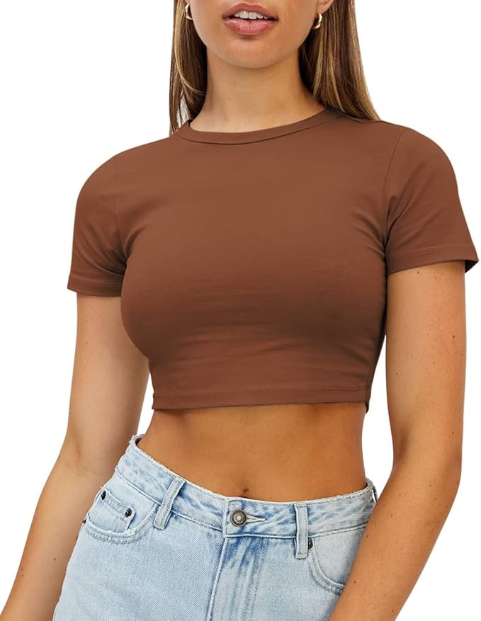 WYNNQUE Womens Crop Tops Cute Summer Scoop Neck Basic Tees Slim Fit Trendy Short Sleeve T Shirts ... | Amazon (US)