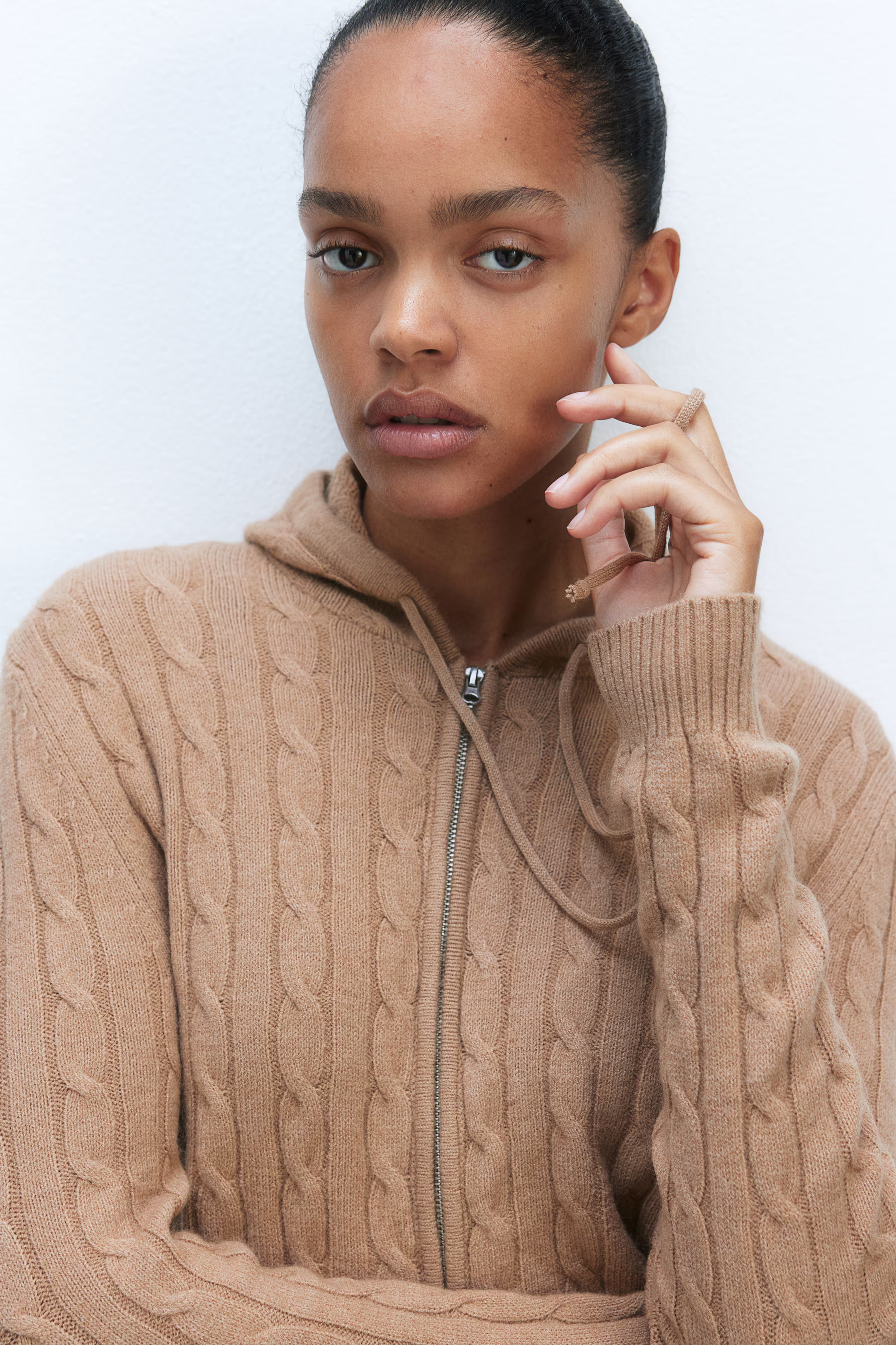 Cable-knit zip-through hoodie | H&M (UK, MY, IN, SG, PH, TW, HK)