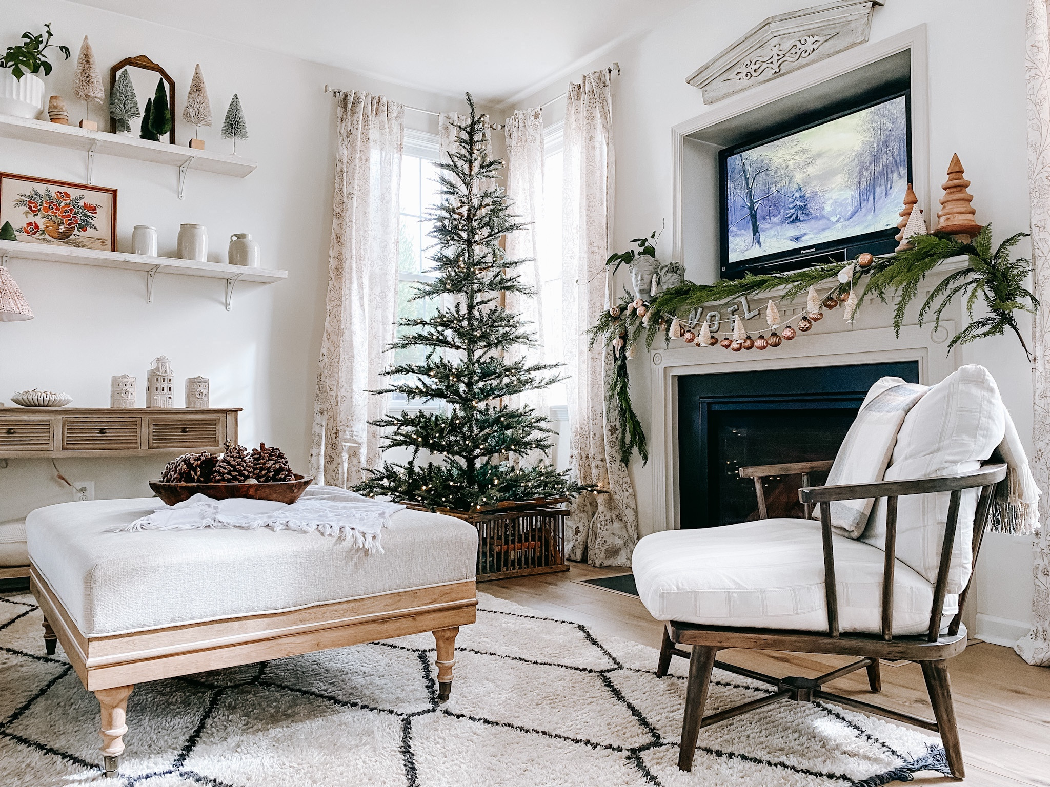 Loving our bare tree - simple Christmas 

#LTKHoliday #LTKhome #LTKSeasonal