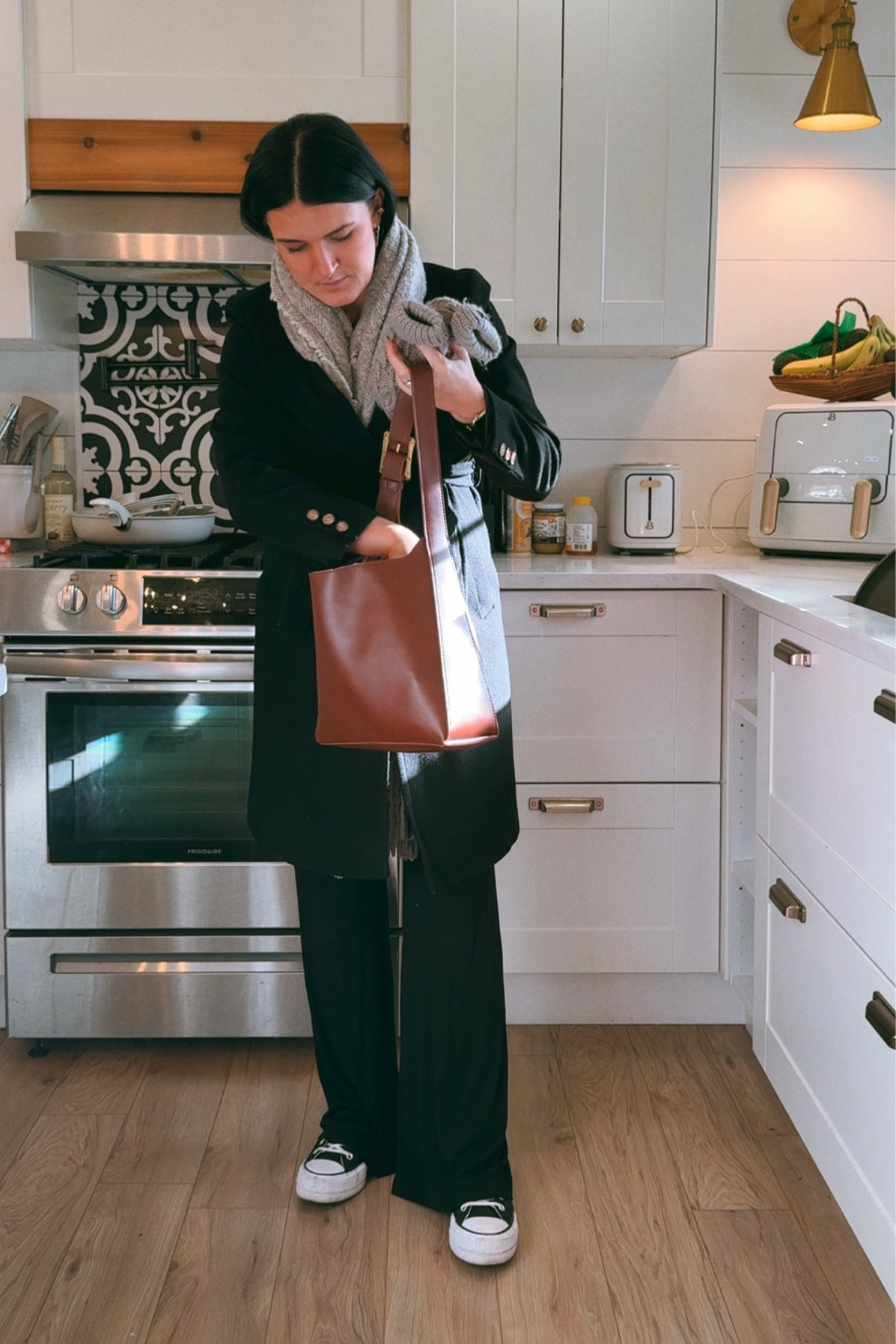 Basically wearing jammies but the jacket makes it look chic lol 

#LTKwinter #LTKcanada #LTKmaternity