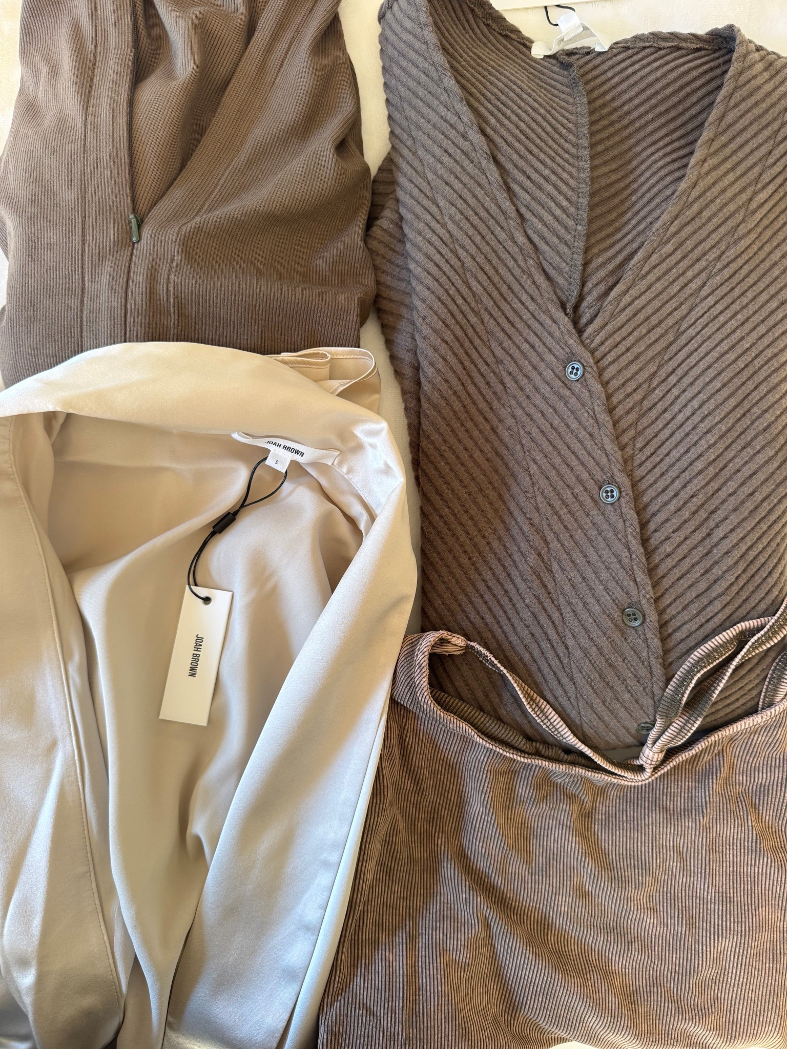 Joah Brown haul! 

#LTKSeasonal #LTKFindsUnder100 #LTKStyleTip