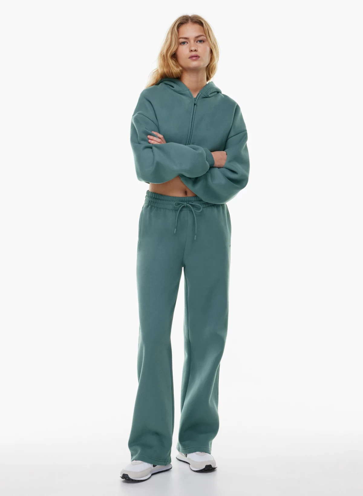 COZY FLEECE BOYFRIEND BASIC WIDE SWEATPANT | Aritzia