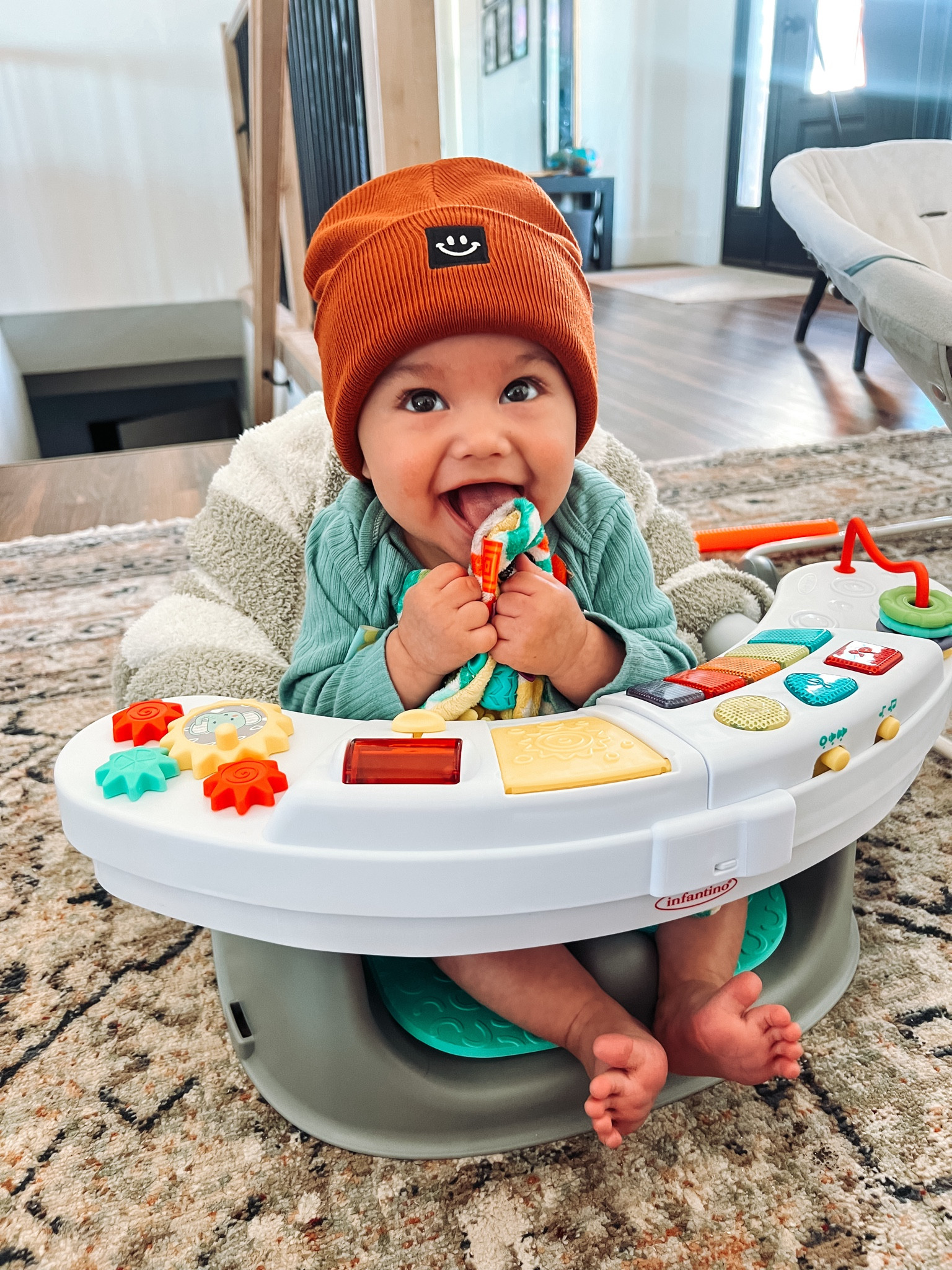 Beanie & baby seat 😍

#LTKkids #LTKbaby #LTKfamily