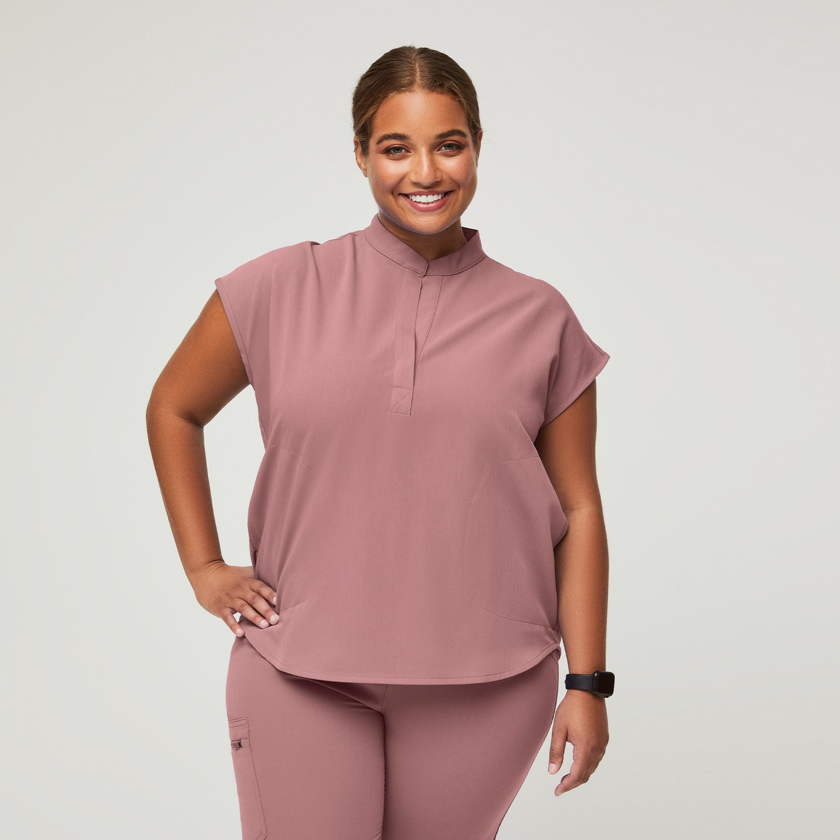Women's Rafaela Oversized Scrub Top - Mineral Mauve · FIGS | FIGS