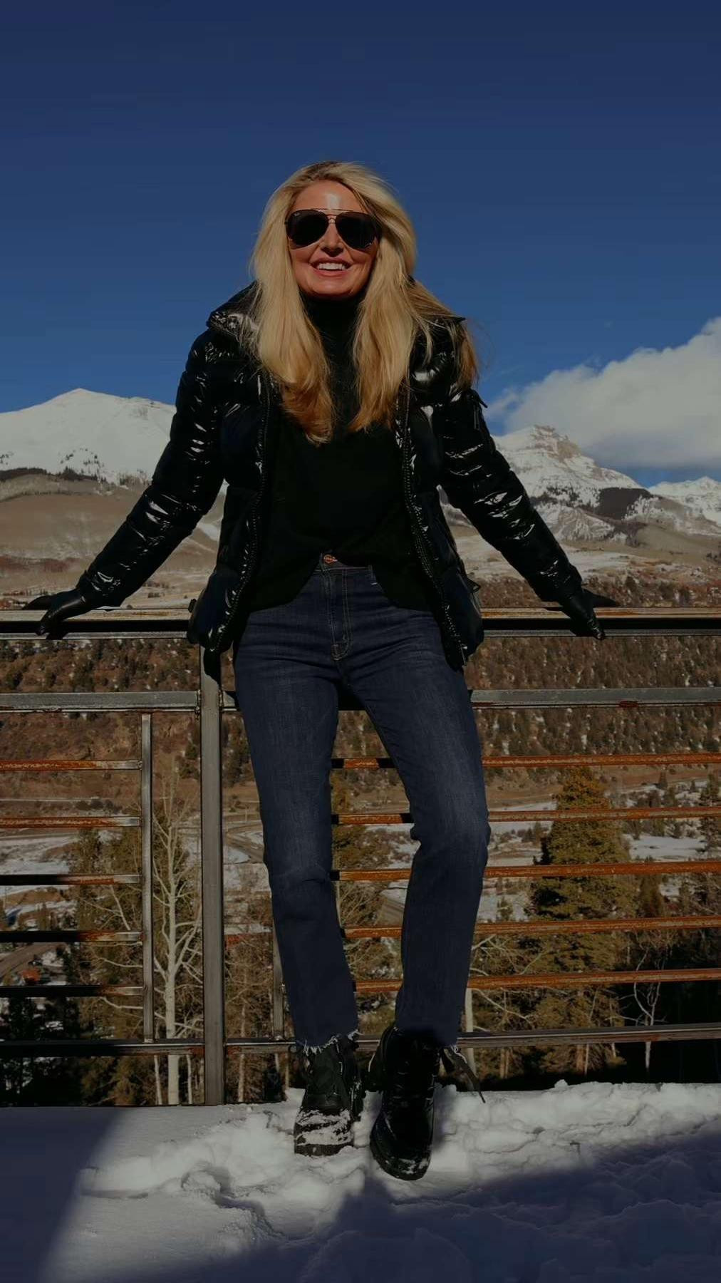 I own several of these puffers and love them!  

 #LTKootd