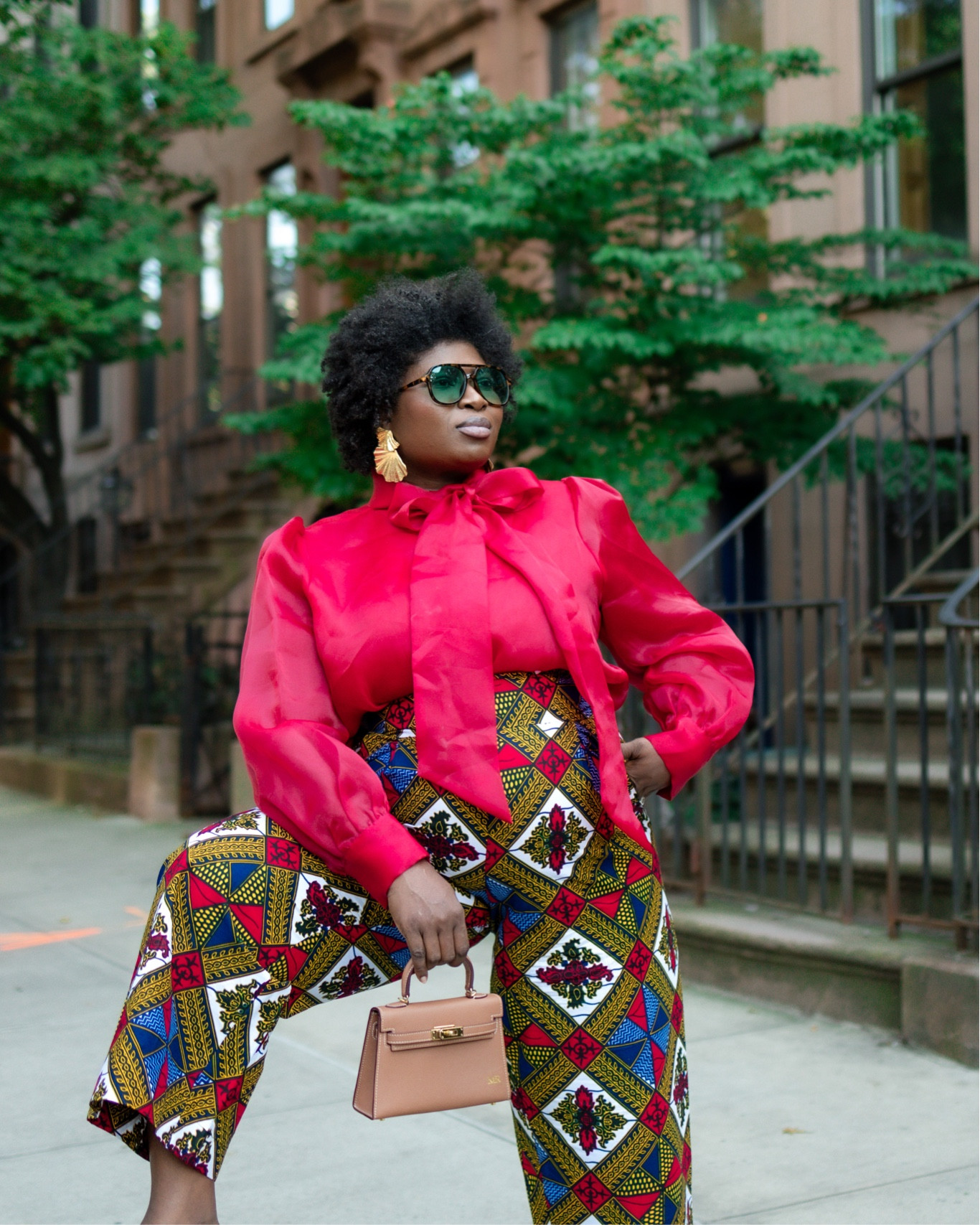 Fall accessories I’m currently loving include these aviator sunglasses and the Hermes kelly dupe 

#LTKSeasonal #LTKstyletip #LTKcurves