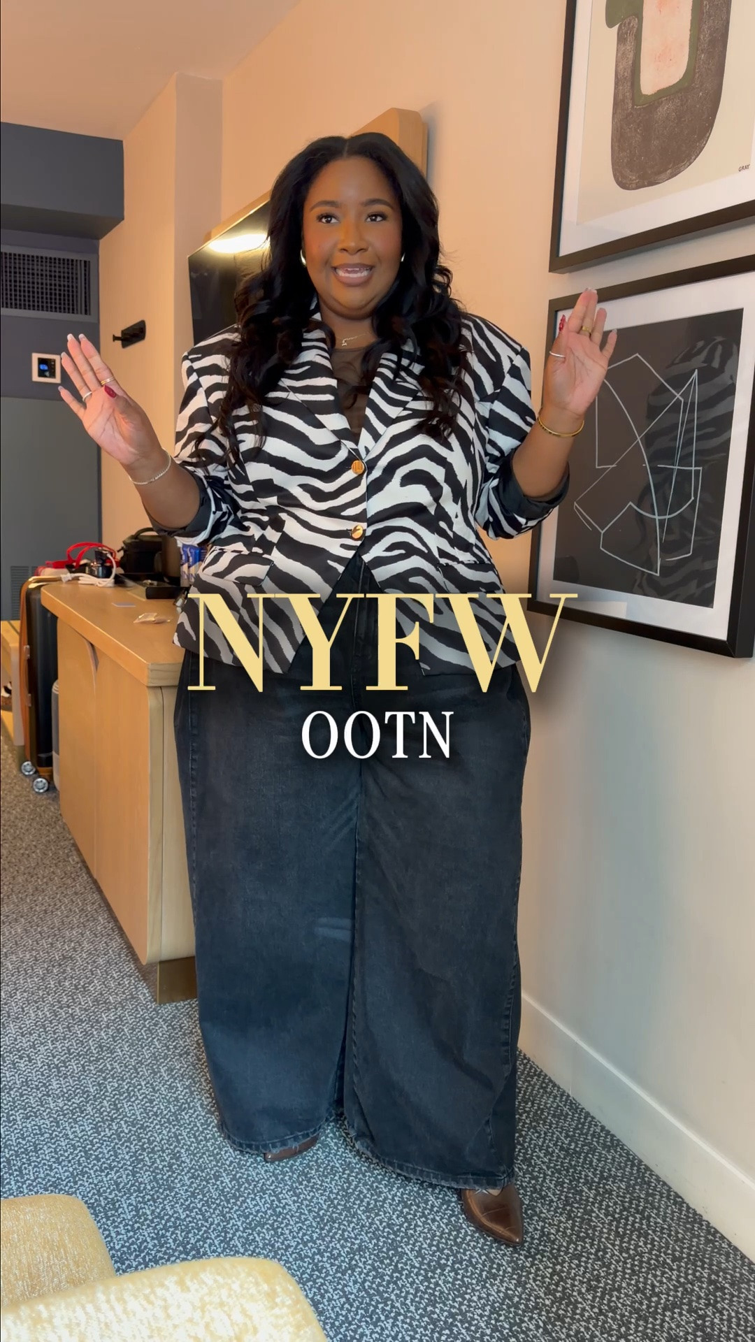 Cute plus size cinched waist blazer and wide leg black denim look for NYFW. I loved these brown Scoop mules from Walmart. Runs true to size. 

Plus size outfit. Plus size NYFW. Plus size blazers. Wide leg jeans. Black denim look.

#LTKNYFW #LTKPlusSize #LTKootd