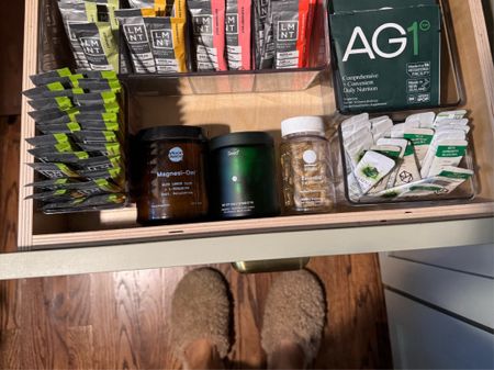 The wellness drawer. Code: ALO25 for 25% off ritual. Code: ALOPROFILE for 25% off SEED. I have links saved on IGstories with promos for AG1.  