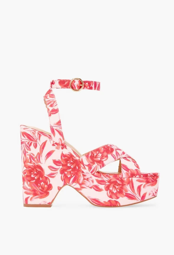 Mia Notched Wedge Sandal | JustFab