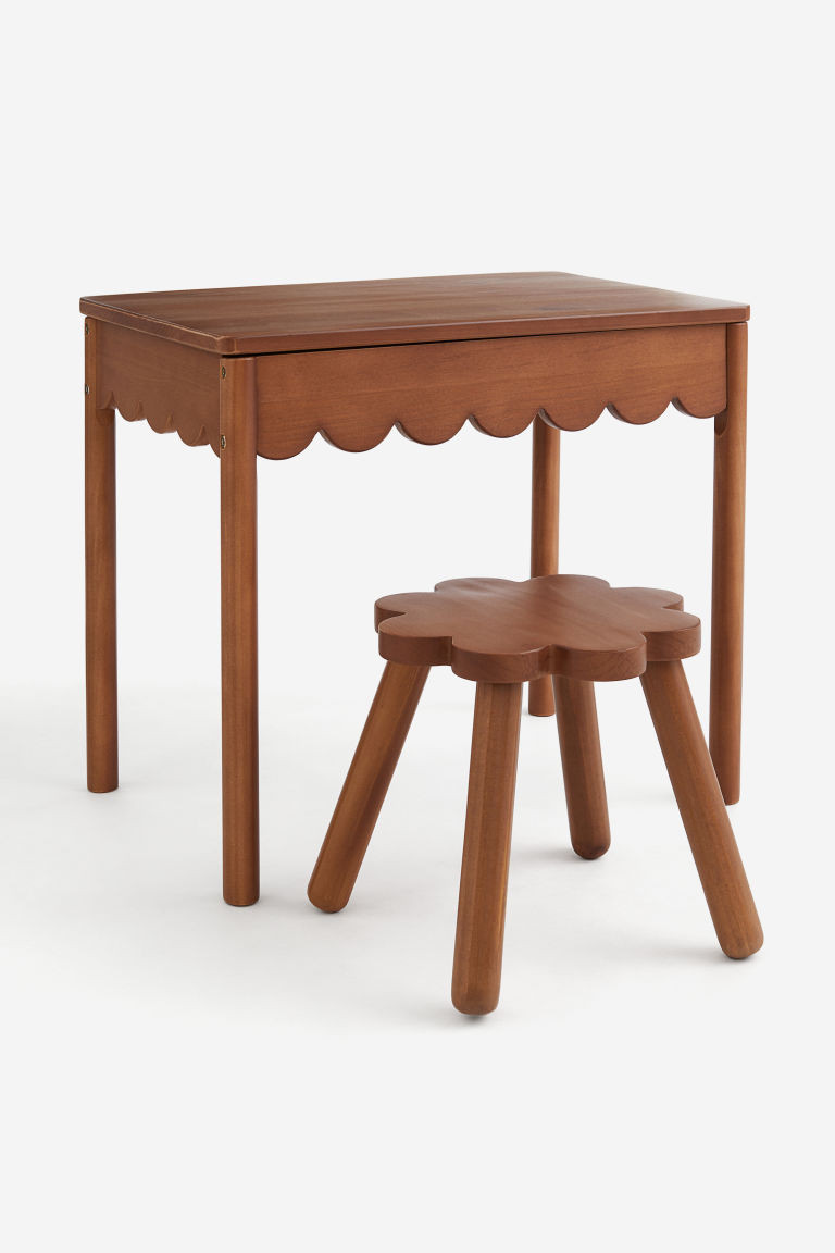 H & M - Children's scallop-edge desk and stool - Beige | H&M (UK, MY, IN, SG, PH, TW, HK)