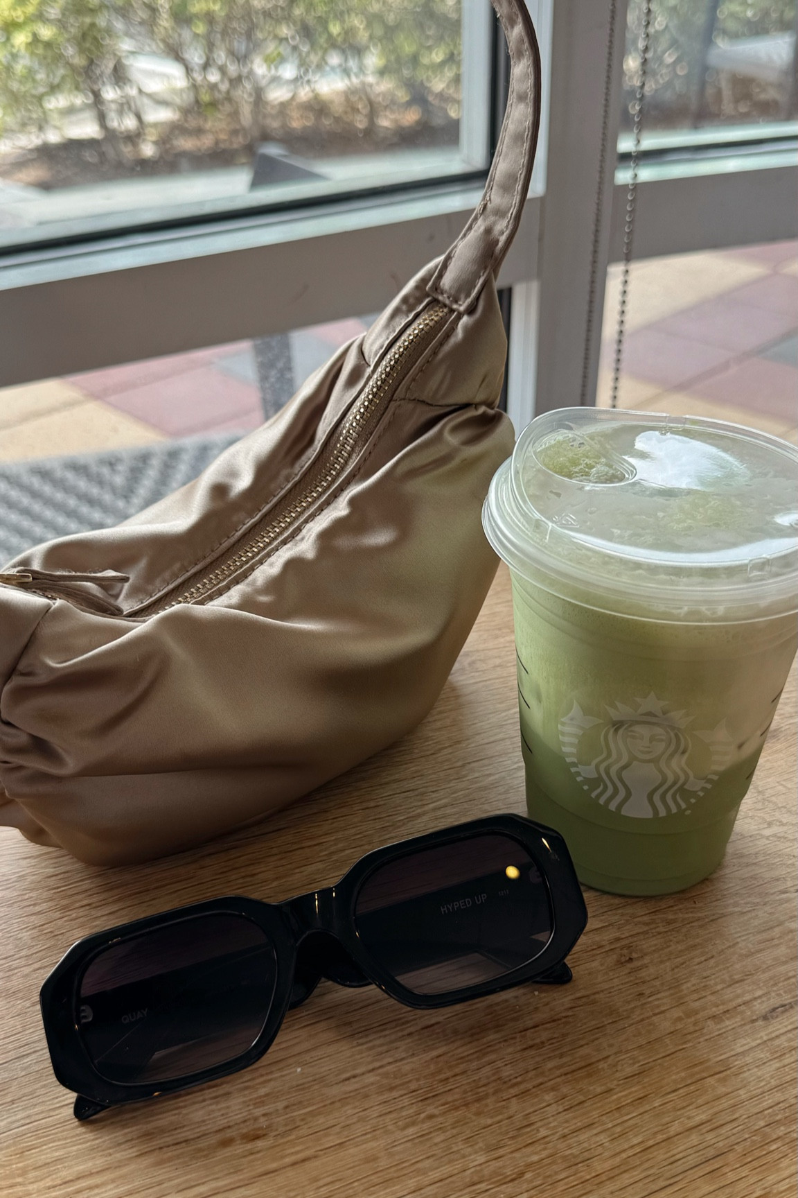 @zara / @starbucks / @quayaustralia

#LTKFindsUnder100 #LTKBeauty #LTKStyleTip