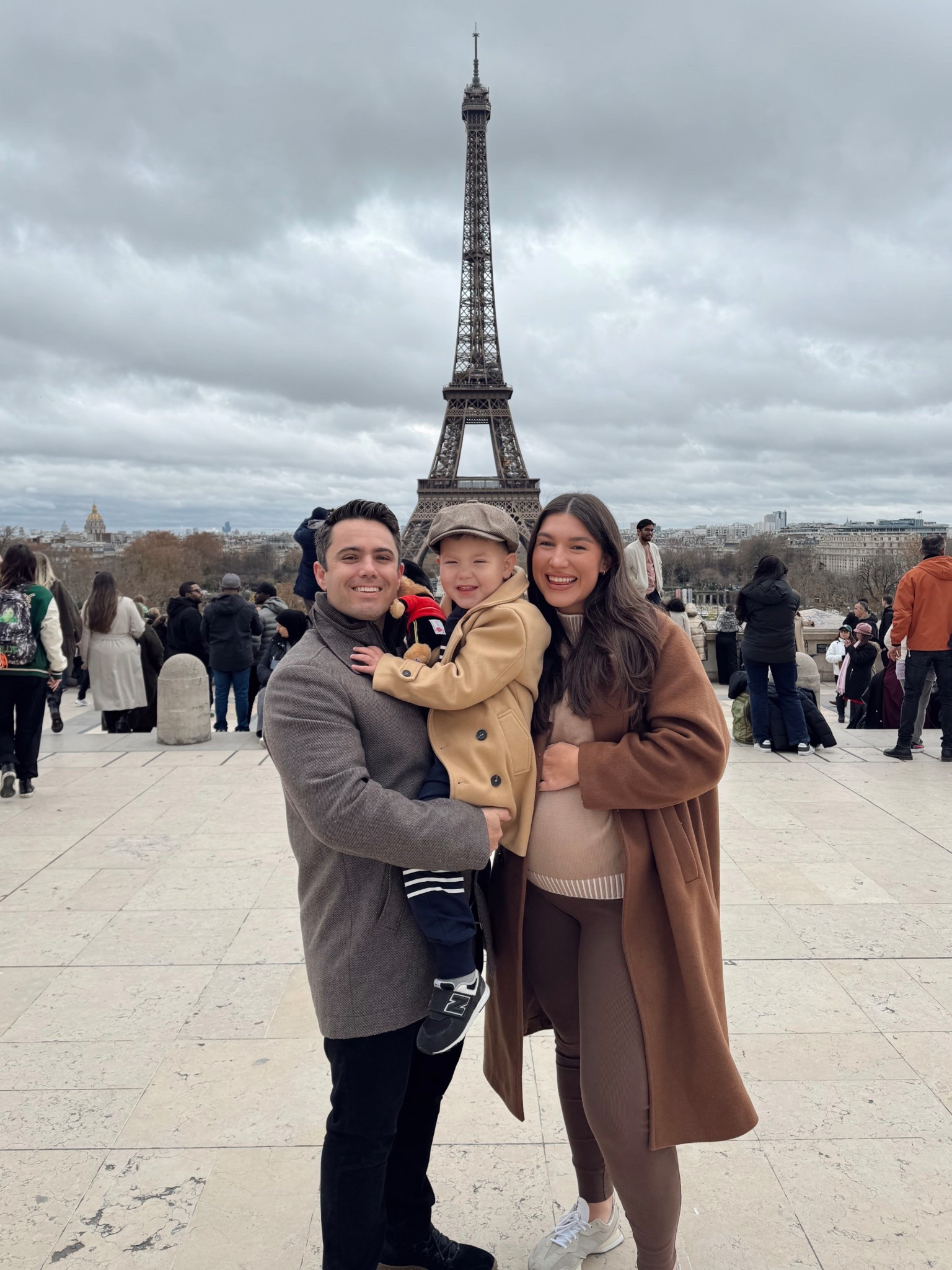 Another comfy fit for the winter with a bump!🤰🏻 linked as much as I could🤎

#LTKHoliday #LTKBump #LTKKids