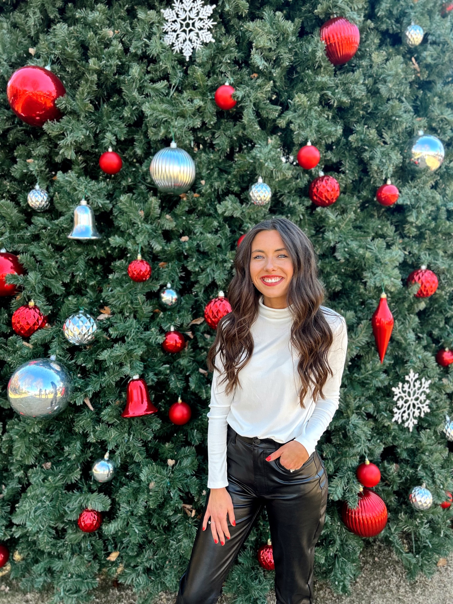 Holiday outfit 

Sweater leather pants adidas Abercrombie turtle neck Christmas outfit 

#LTKfindsunder50 #LTKSeasonal #LTKfindsunder100