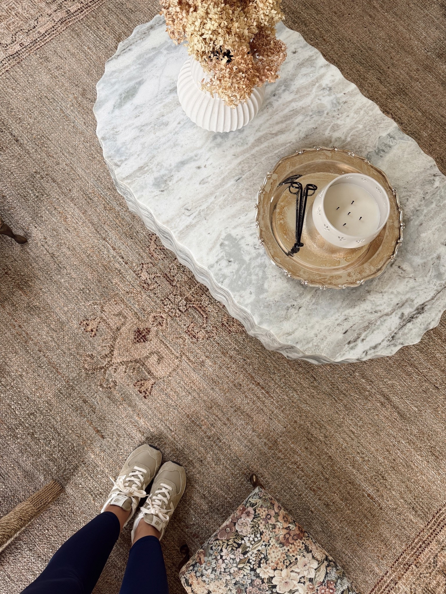 Loveeee this rug!!