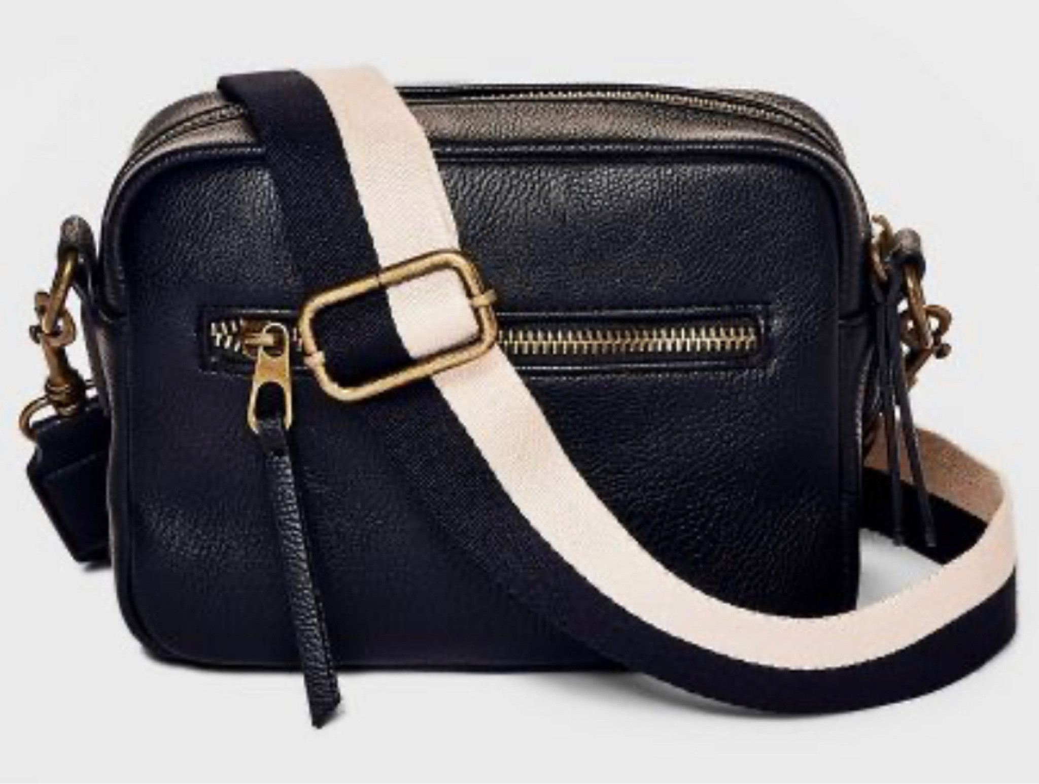 $25 crossbody bag

#LTKitbag #LTKSeasonal #LTKstyletip