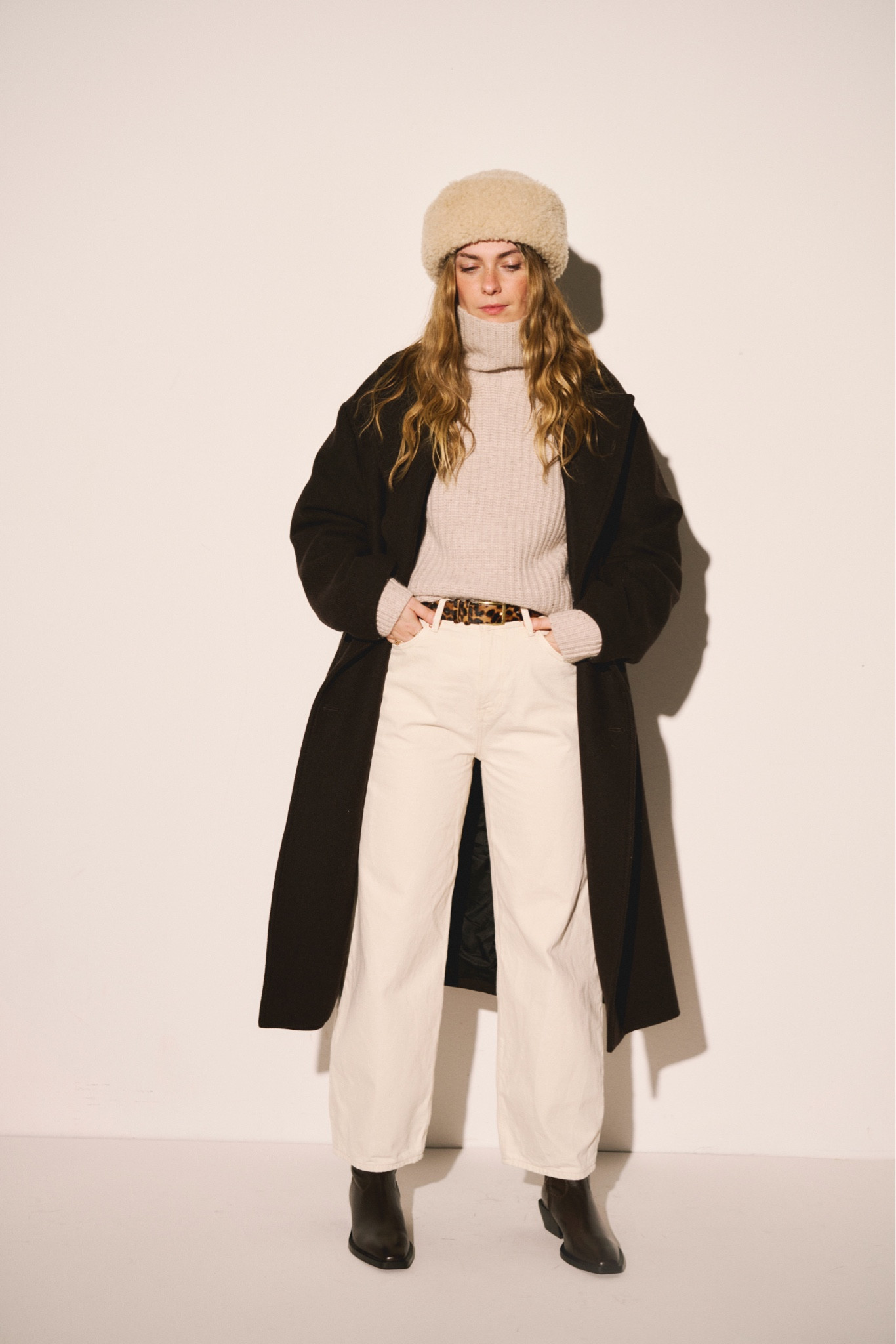 Winter Whites 

#LTKshoes #LTKeurope #LTKstyletip