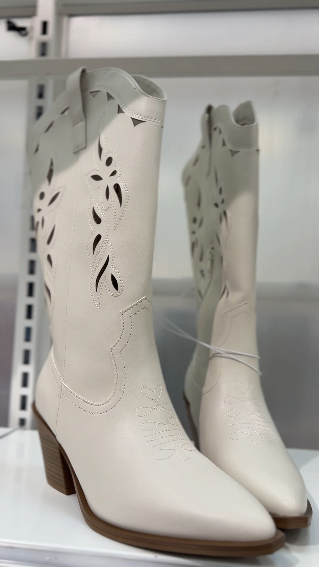 Target’s new western boots are seriously something to obsess over! The perfect statement piece to complete any western outfit — whether you’re pairing them with a flowy dress, denim shorts, or your favorite jeans. 🤠✨

They’re giving trendy, affordable, and “add to cart immediately.” If you’ve been wanting to tap into the western trend without breaking the bank, this is your sign!

#TargetStyle #WesternBoots #WesternFashion #CowgirlStyle #AffordableFashion #SpringStyle #OOTD #MomStyle

#LTKSeasonal #LTKgrwm #LTKootd