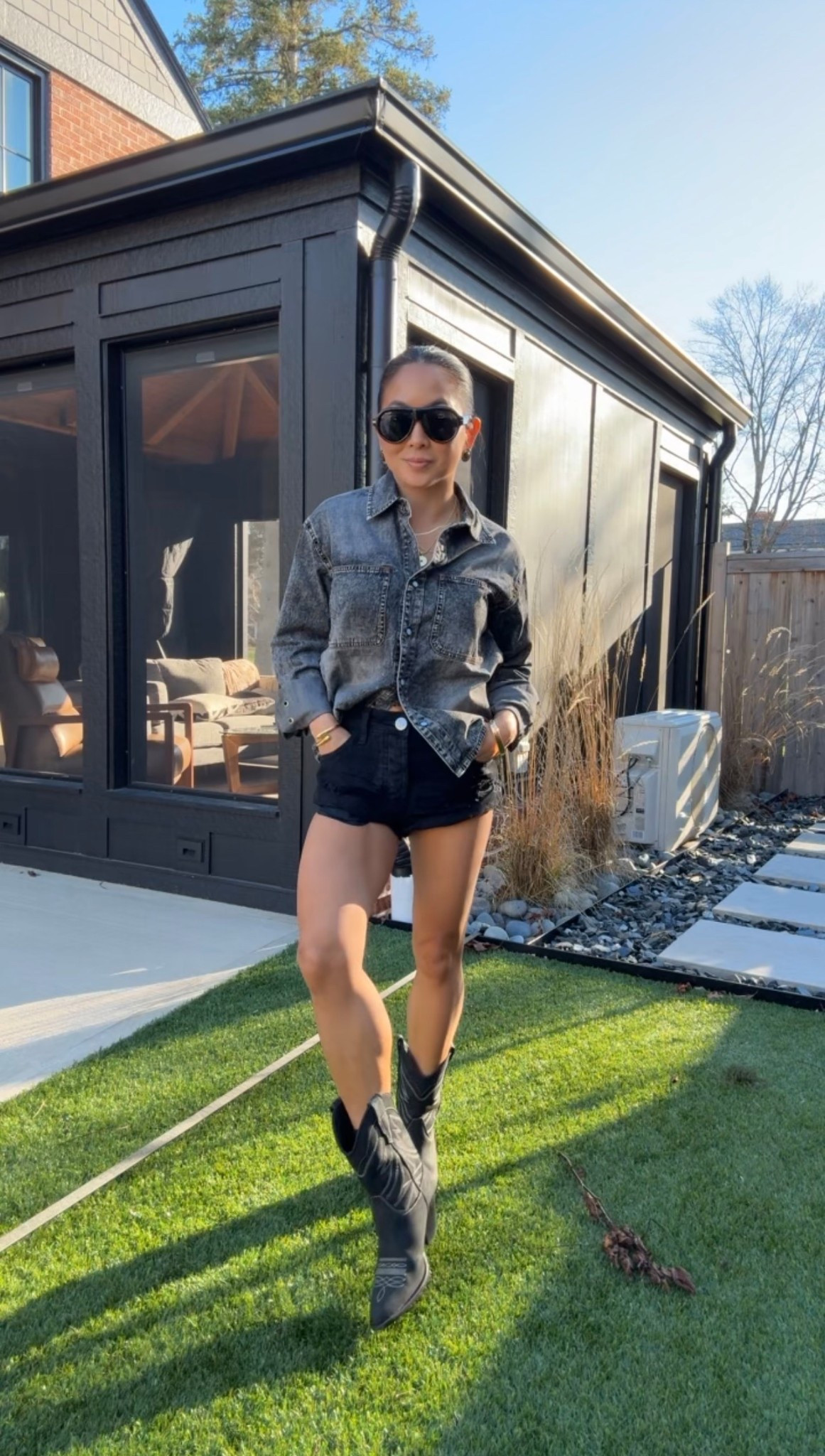 One teaspoon is my dream cult collection! Love all their pieces and so good if you’re petite 🖤 I got 22 in the shorts and XXS in everything else  #ad

#LTKPetite #LTKFestival #LTKOver40