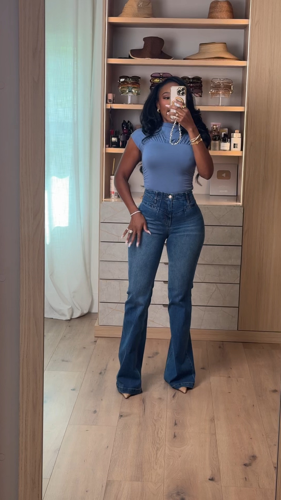 Scroll to shop! ✨ Everything from this look is linked below. 👇🏽    

Wearing: Size Small | 5’4” | 140 lbs  

📲   Download the FREE LTK app & follow me (@kirasfashionfinds) to shop all my daily finds.  #LTKootd #LTKPetite #LTKU

#LTKmomlife #LTKgrwm