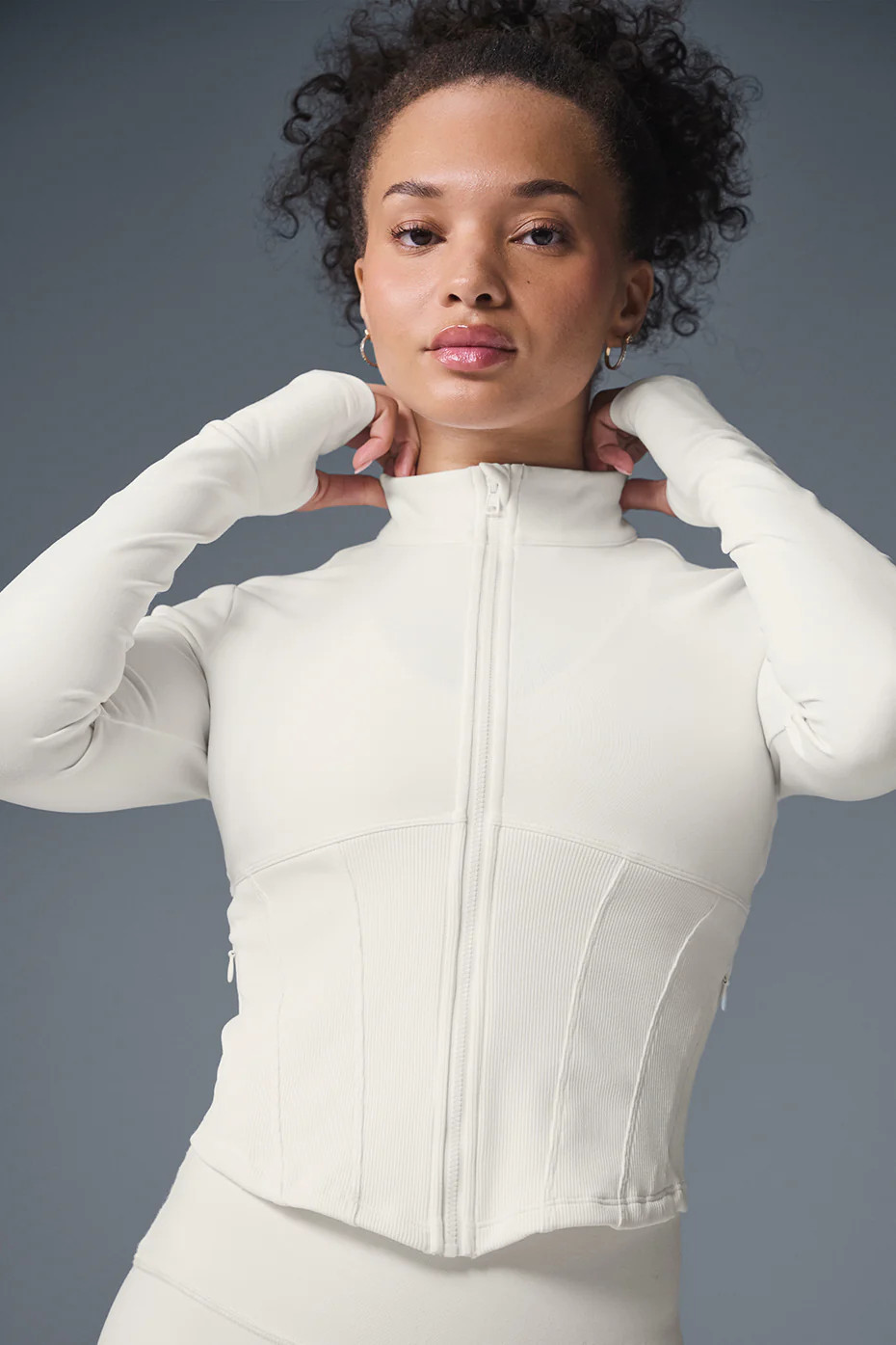 ALO | Airbrush Corset Full Zip Jacket in Ivory White, Size: Large | Alo Yoga (US)