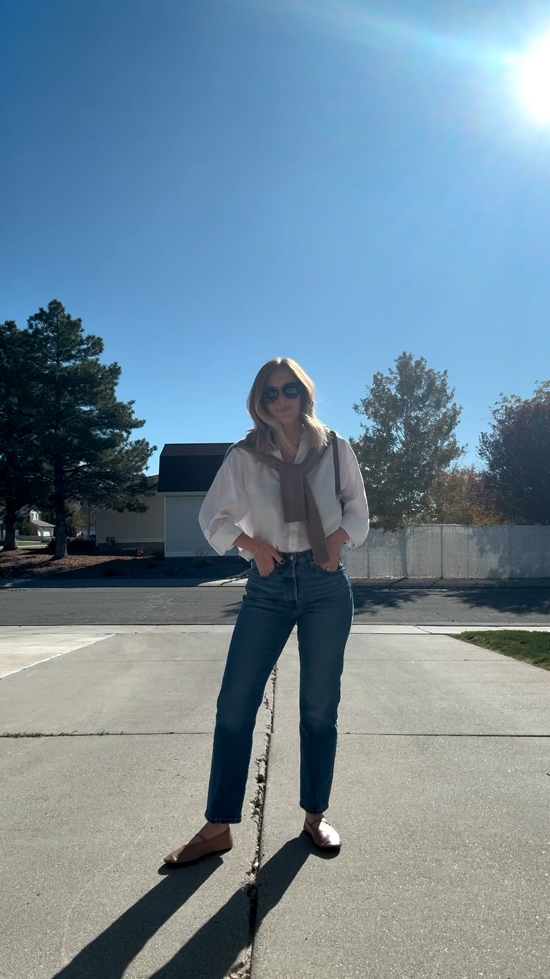 White button up is a XXS (fits very oversized)
Cardigan is a XS
Jeans are one size up 26 waist/28 length 
Shoes are 7

#LTKSeasonal #LTKFindsUnder100 #LTKHoliday