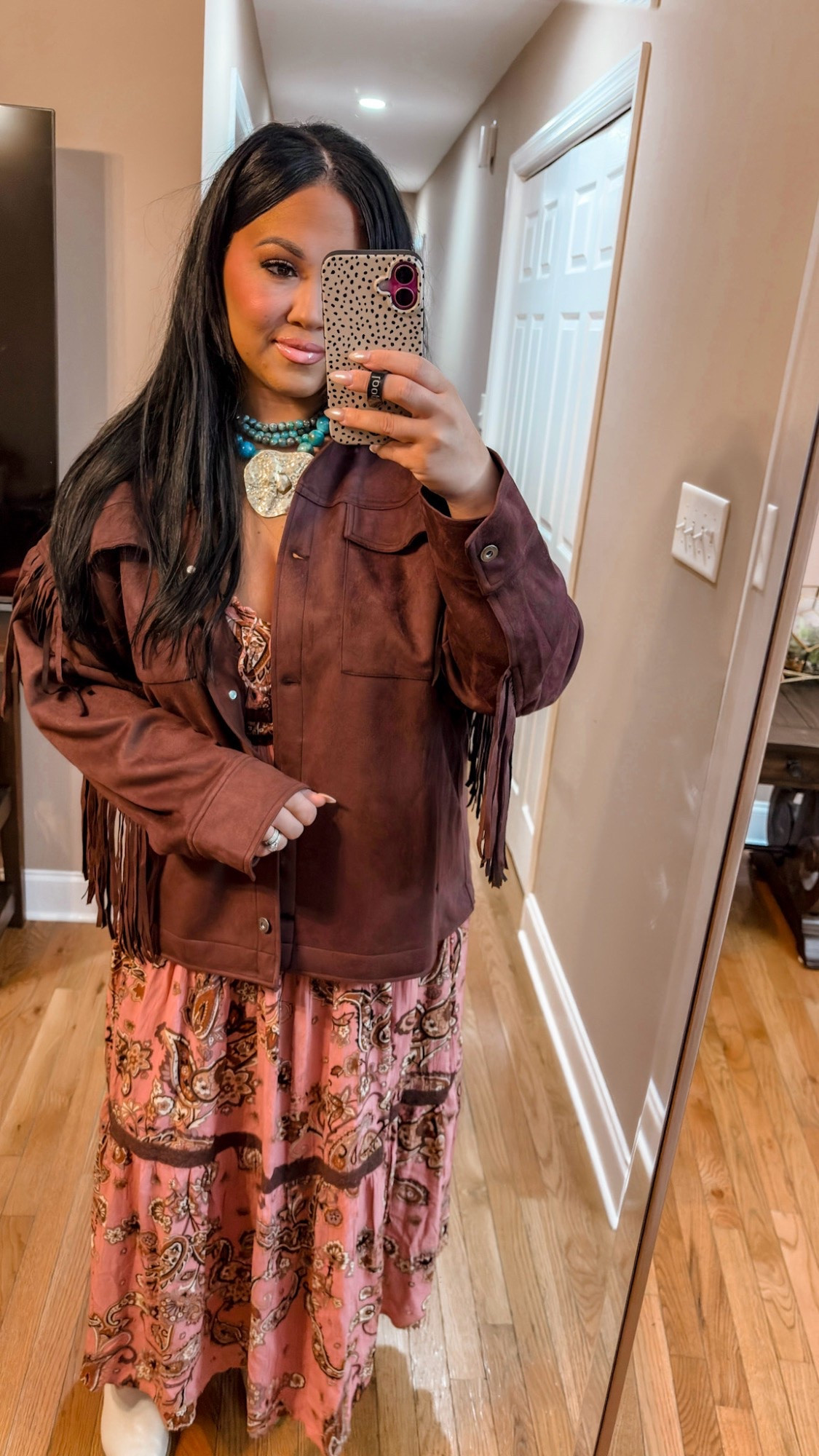The most perfect chocolate brown fringe jacket to throw over any outfit this fall I’m wearing an XL in both

#LTKgrwm #LTKootd #LTKMidsize