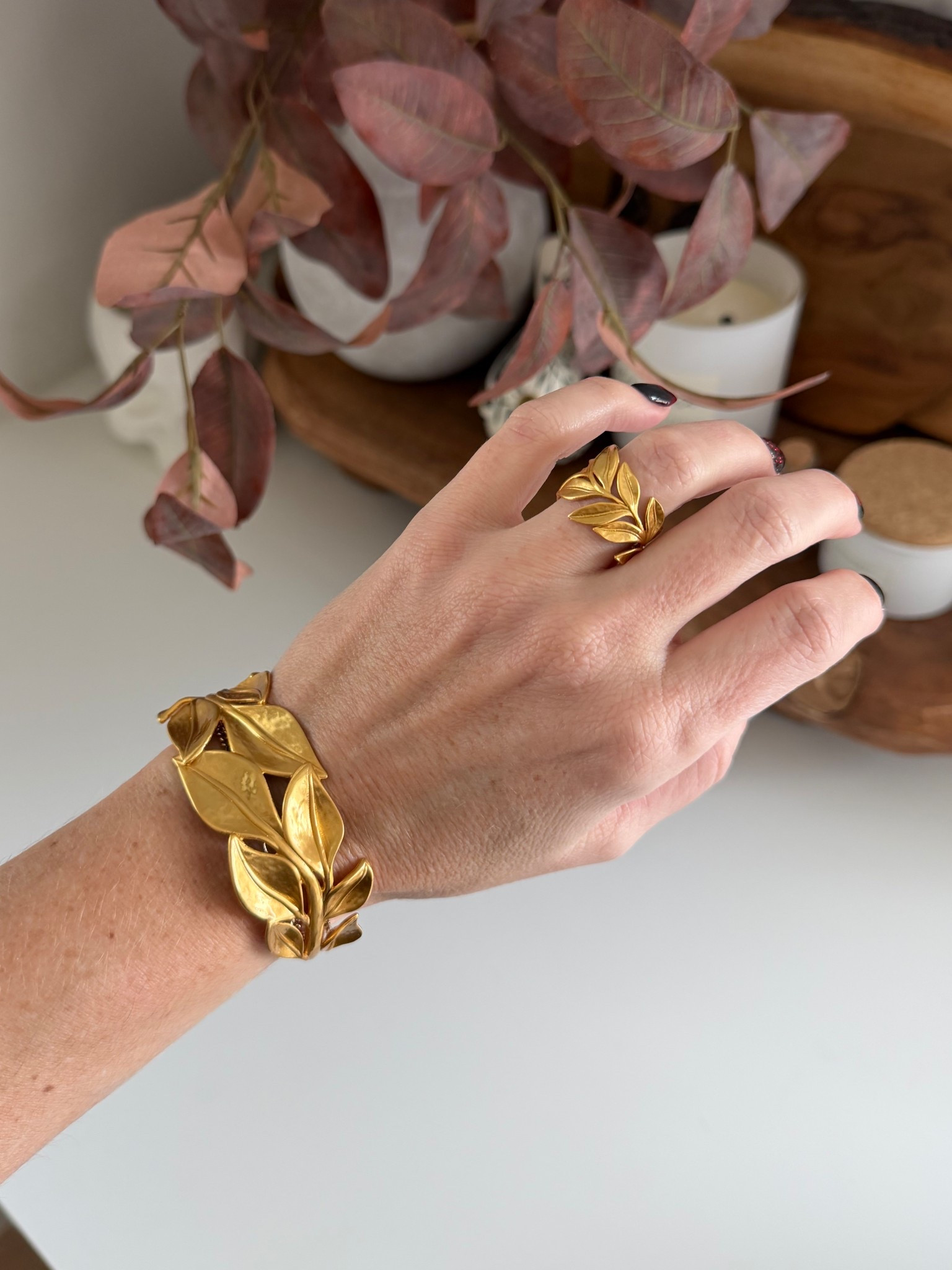 How stunning is this Willow bracelet and ring set from Julie Vos?! 

#LTKValentine