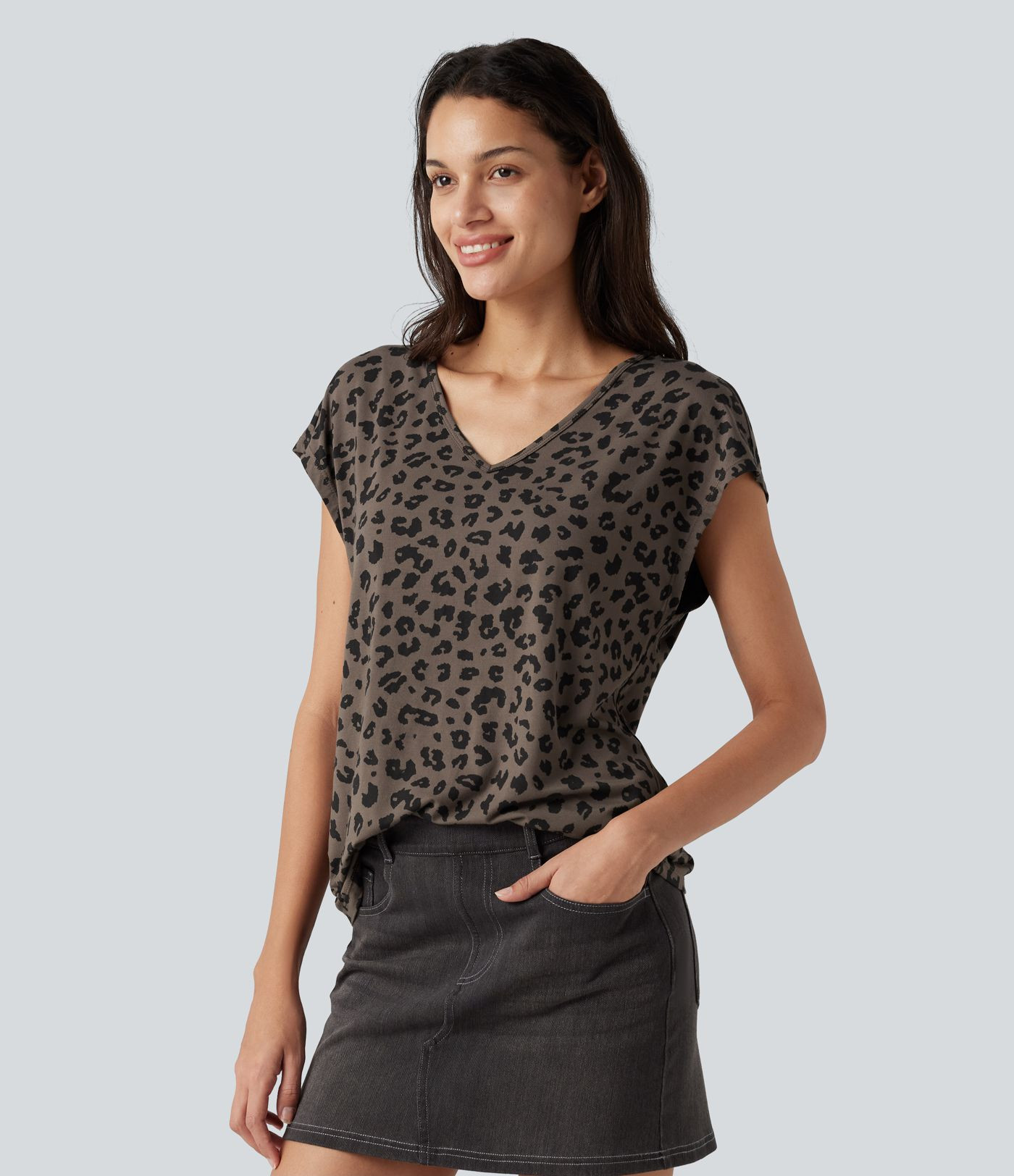 Women\u2019s V Neck Short Sleeve Leopard Print Casual T-Shirt - Halara | HALARA