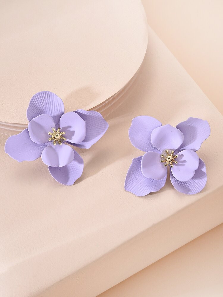 1pair Floral Stud Earrings | SHEIN
