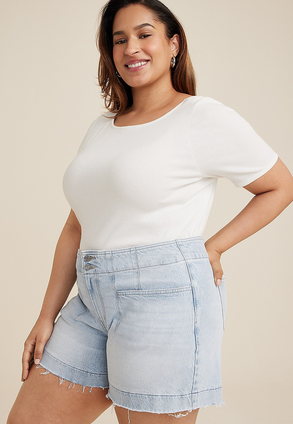 Plus Size m jeans by maurices™ Curvy Sculptress High Rise A Line 5in Short | Maurices