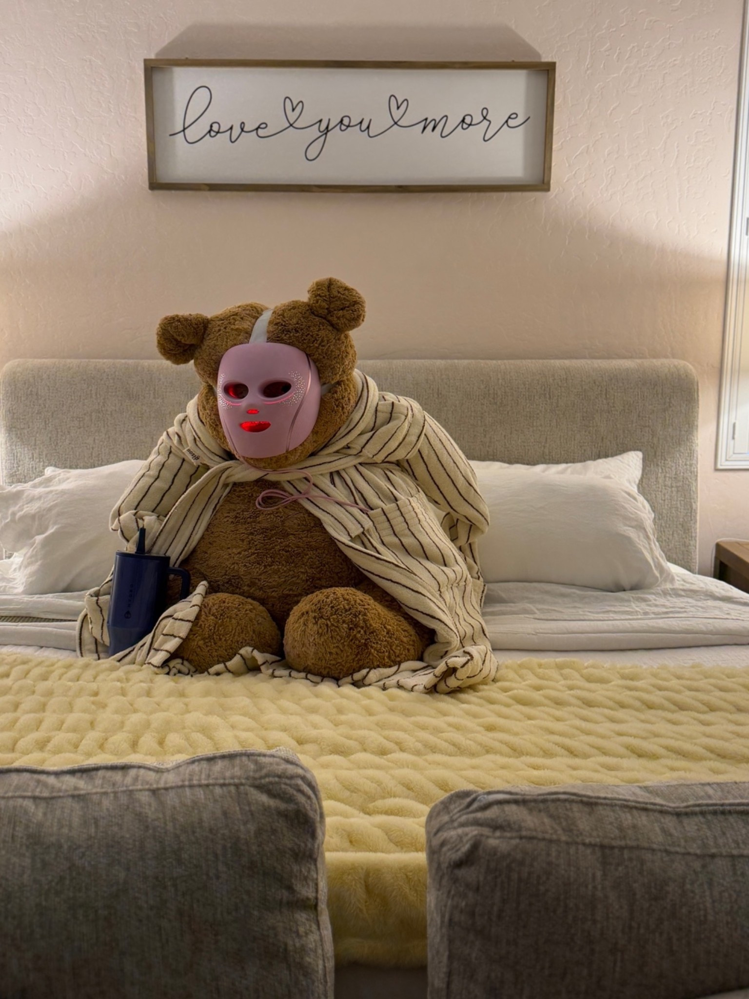 Me trying to relax becuase school starts tomorrow 🤪✨ @Jellycat @Gisou @HydroJug

#LTKdayinmylife #LTKmomlife #LTKselfcare