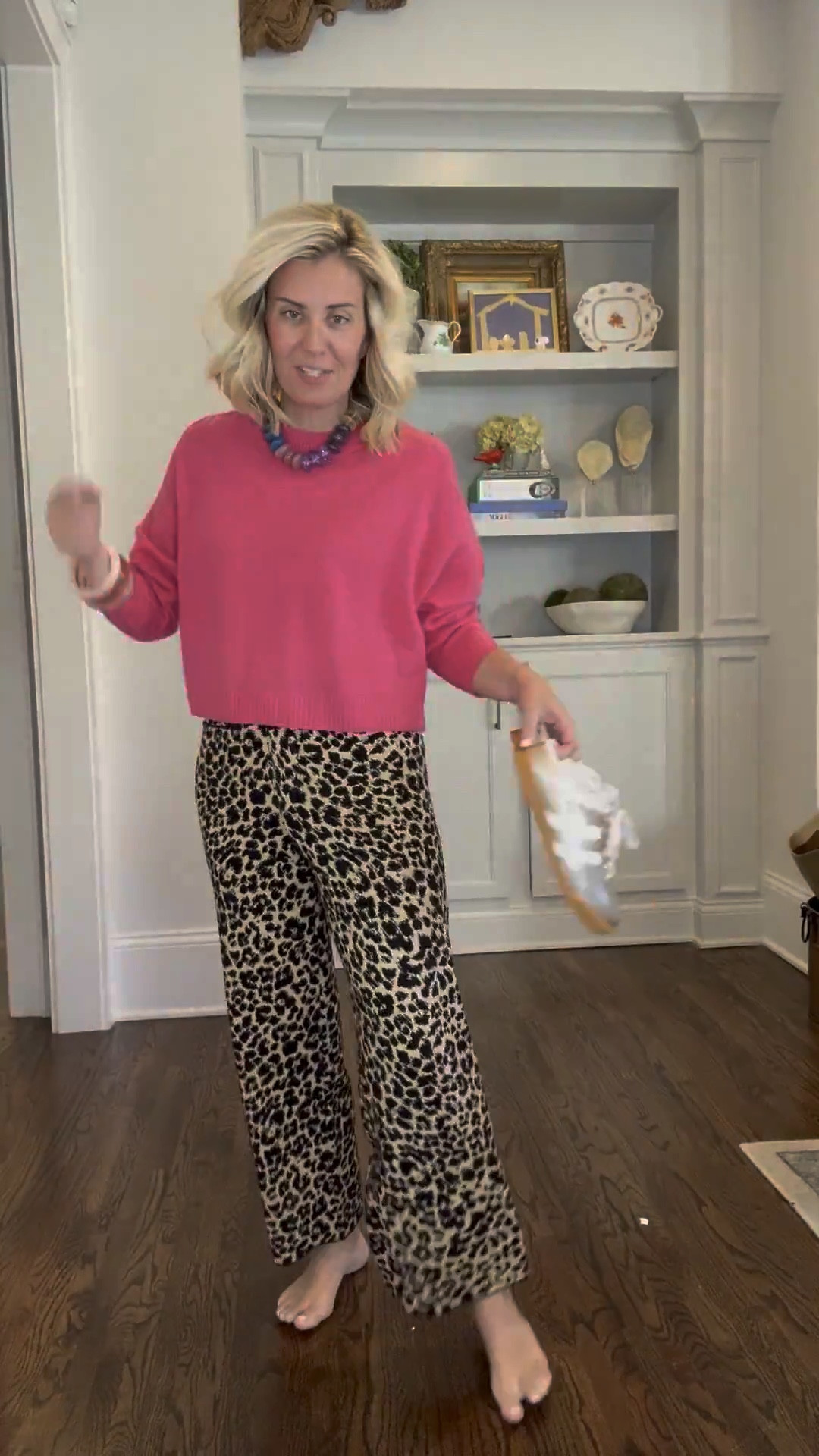 Loving this whole look-
Don’t you?

Xs sweater
Xs pants
7.5 shoes (prob could have done 8 too- ha)

@anthropologie #anthropartner 

#LTKdayinmylife #LTKootd #LTKmomlife