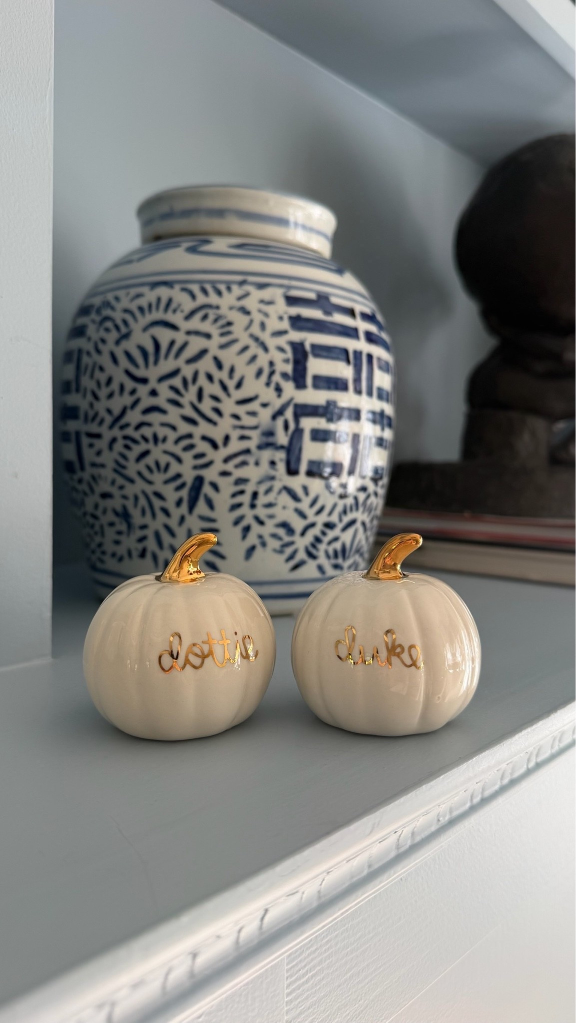 My favorite part of fall might just be all of the cute pumpkins! Linked so many decor, outfit, and costumes below!