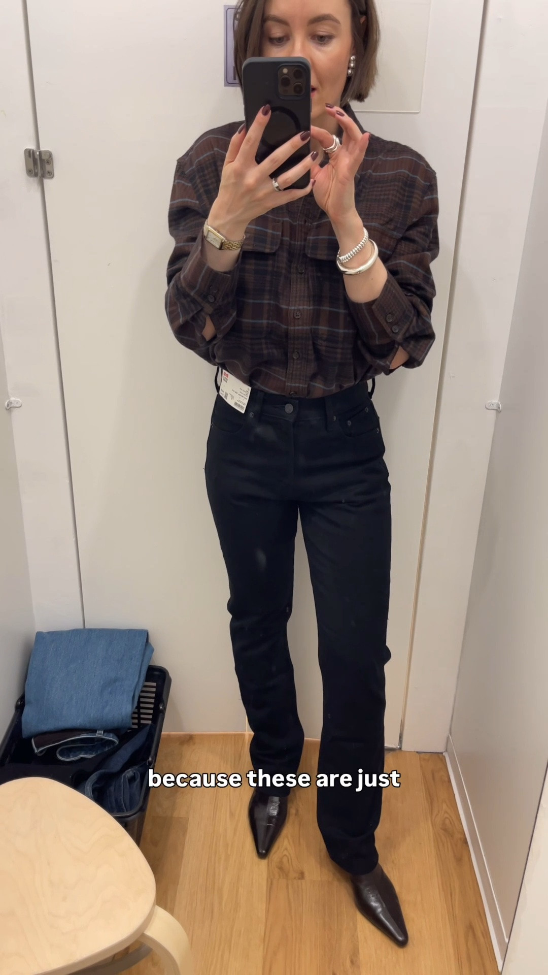 Round up of some great slim straight jeans I tried on!

Gap size 26 Regular
Uniqlo size 24
Banana Republic size 25 Regular

#LTKfall #LTKjeans