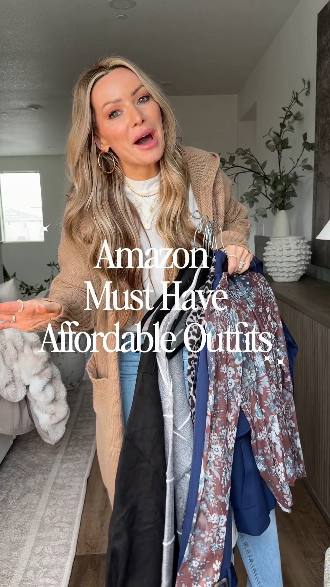 Amazon fashion finds that are MUST HAVES! These easy everyday basics make outfit styling so simple!
#casualoutfit #momstyle #winterfashion