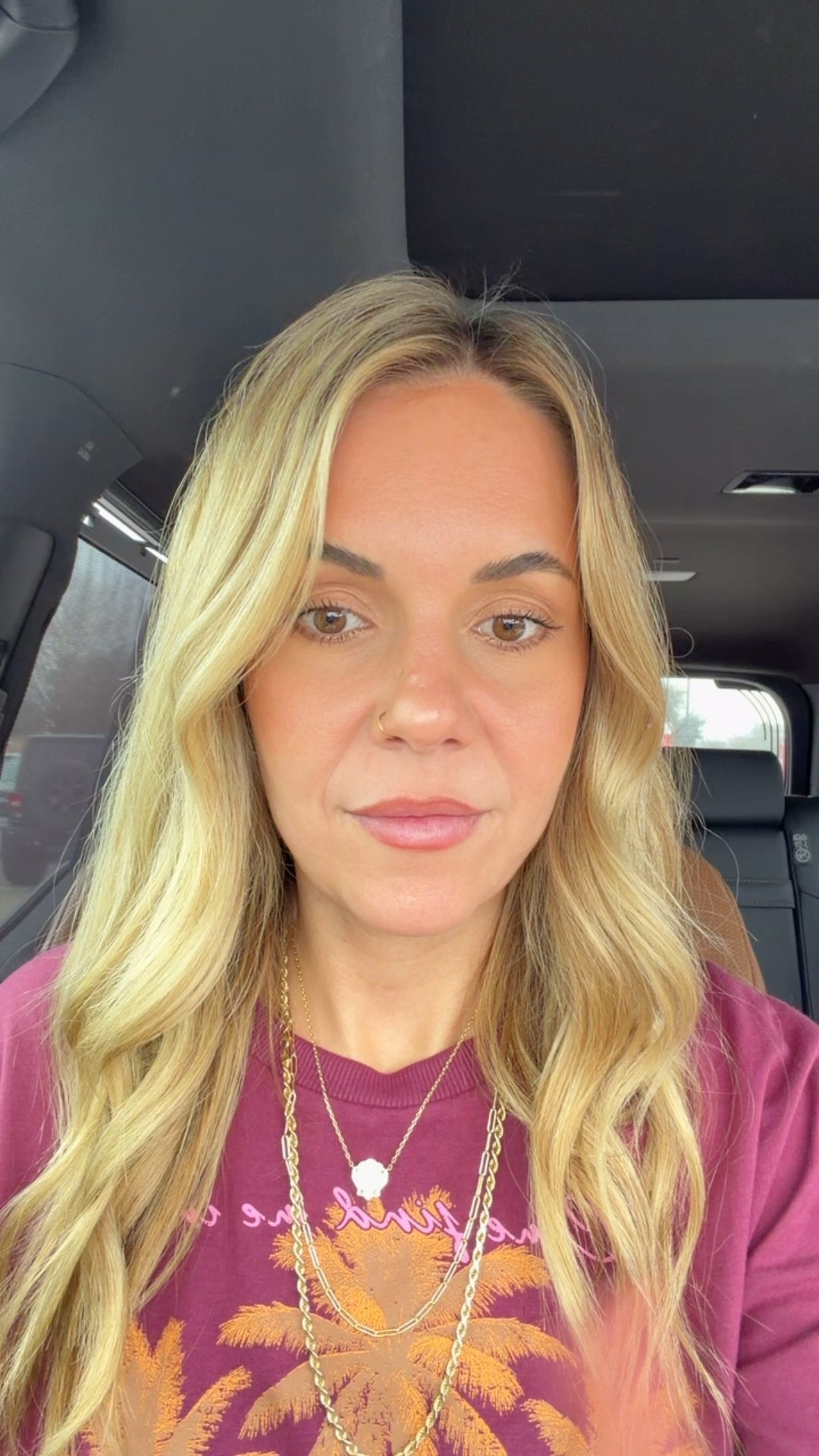 Liner BFF2
Lipstick nude
Lip oil candy coded