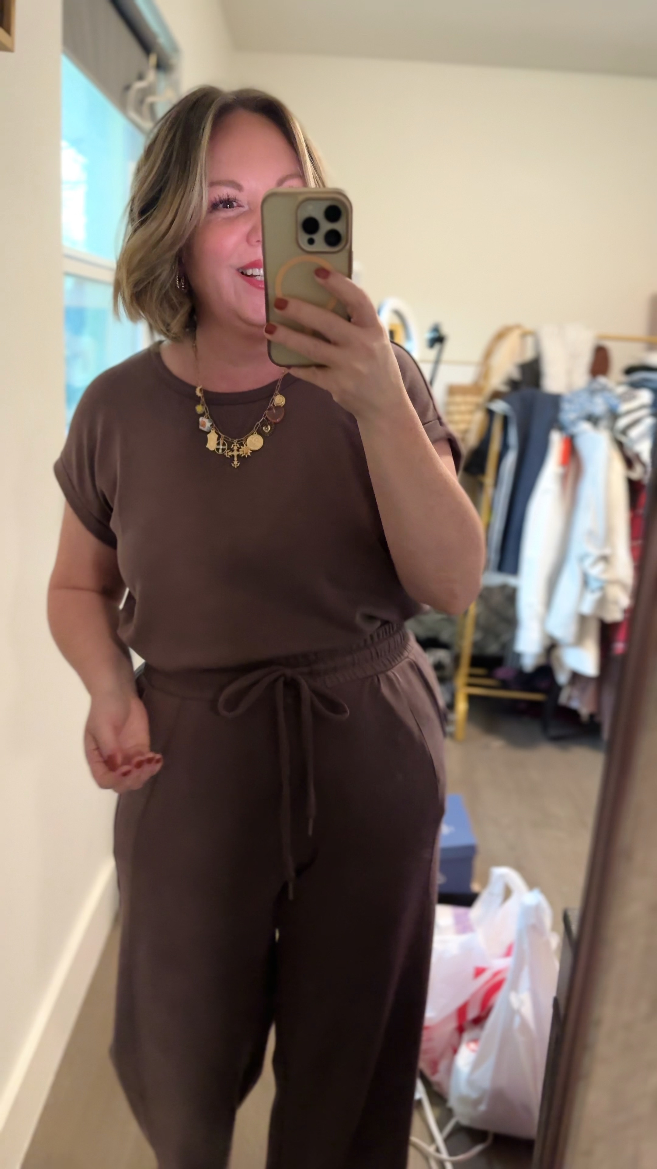 I freaking love this materialllllll it’s the *best* scuba set I’ve found. Size medium in both pieces  

#LTKFindsUnder50 #LTKSaleAlert #LTKMidsize